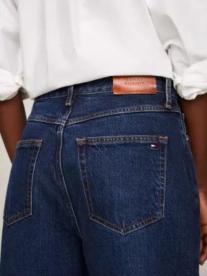 Calça jeans reta de cintura alta e modelagem relaxada