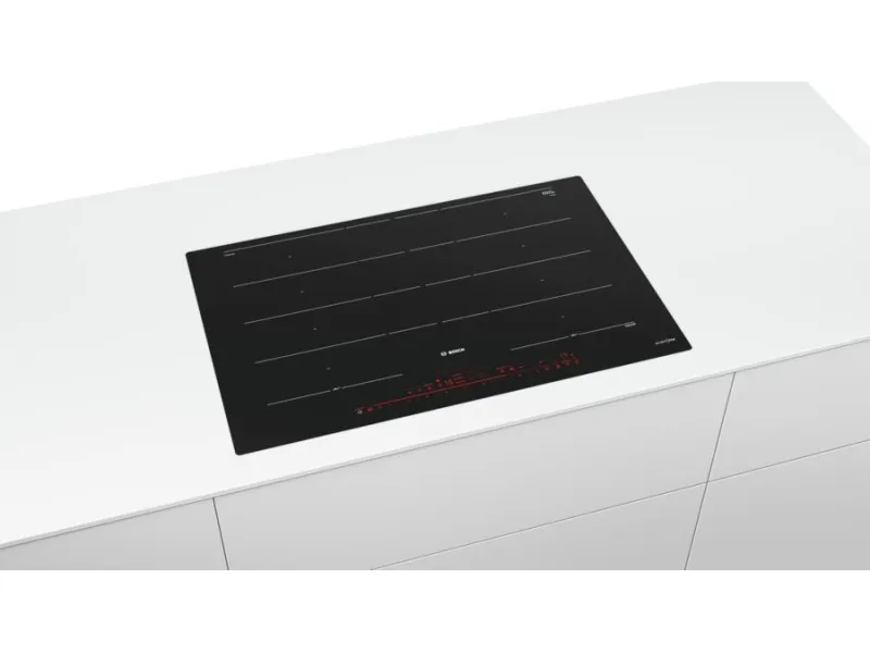 Bosch Serie 8 PXY801DW4E til planlimning med PerfectFry stegesensor og Home Connect