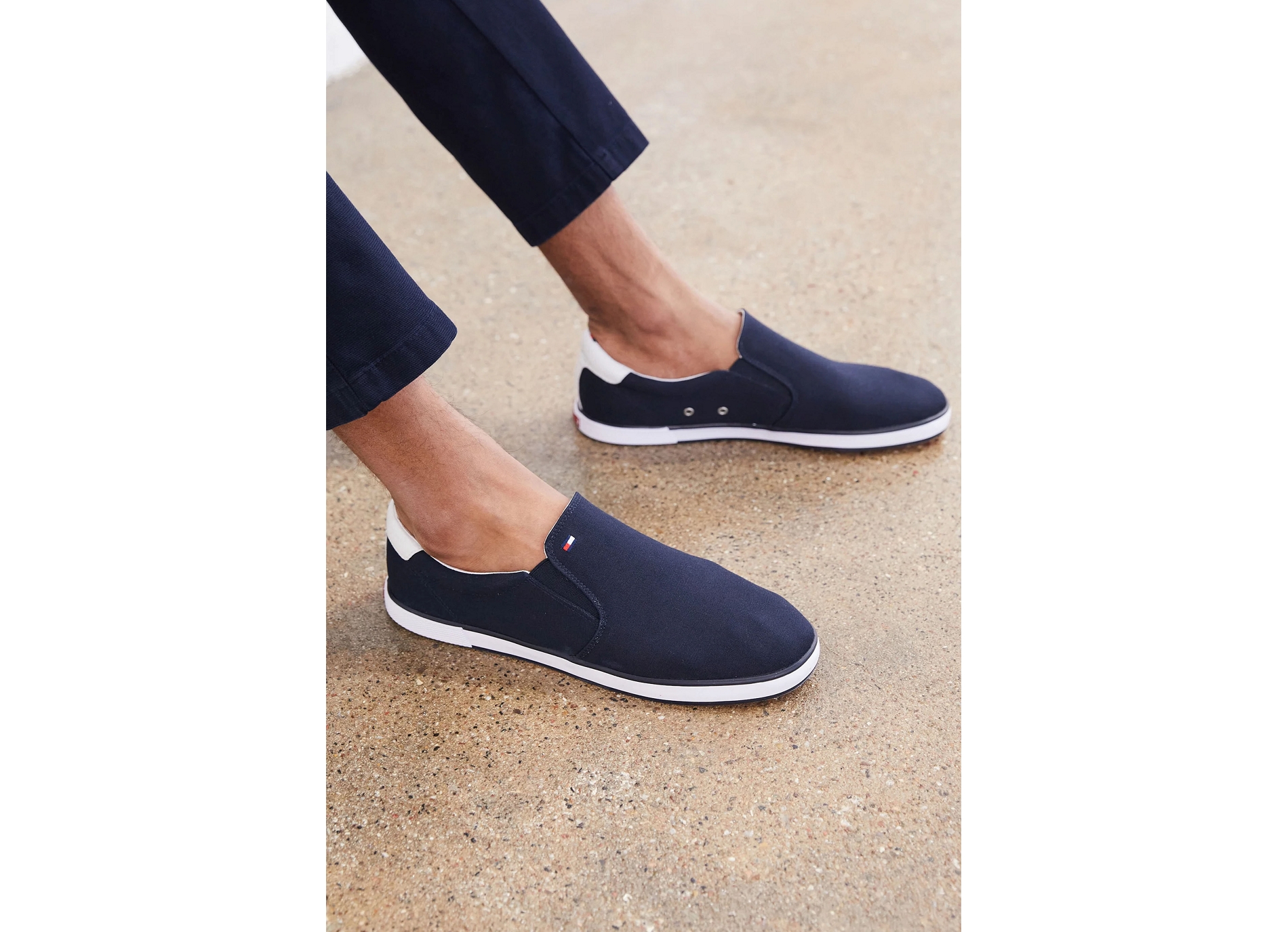 Iconic slip on sneaker 0597 marine