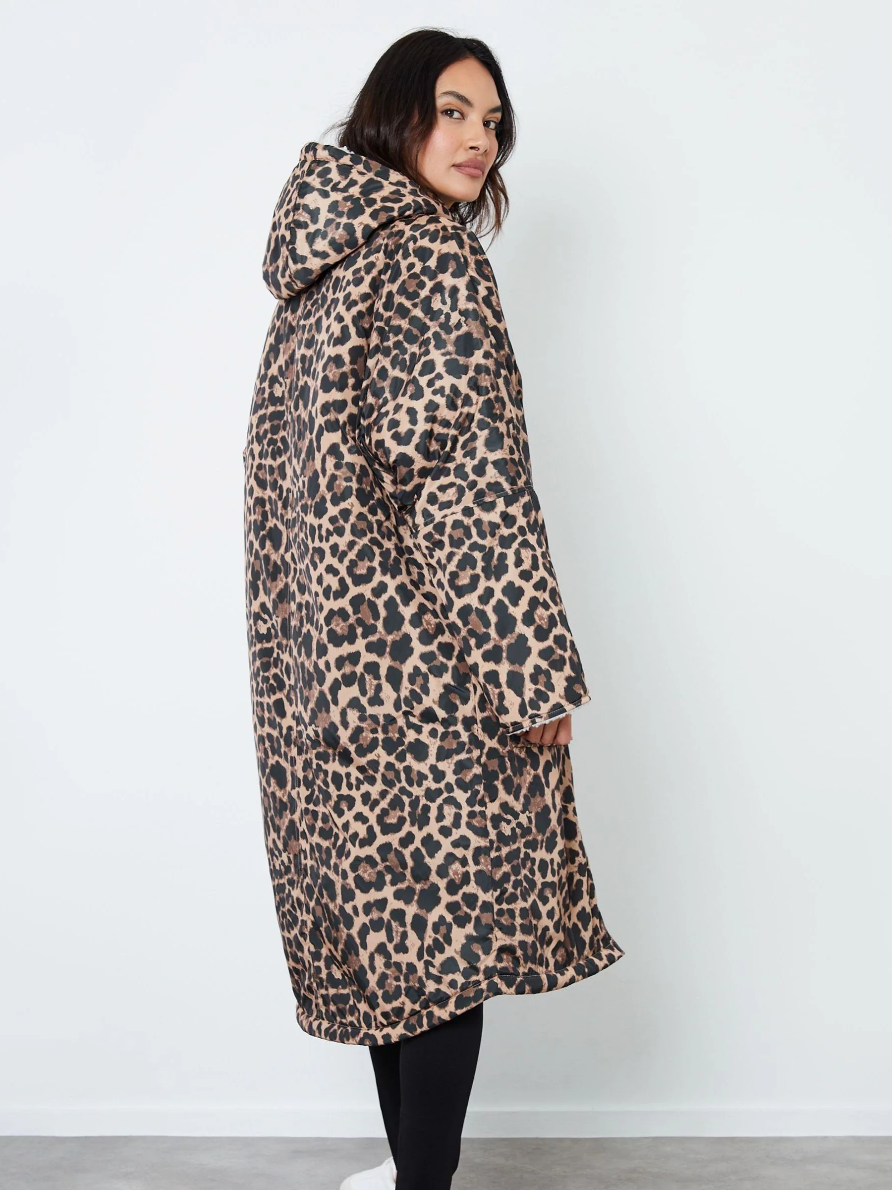 Another Sunday Print Changing Robe