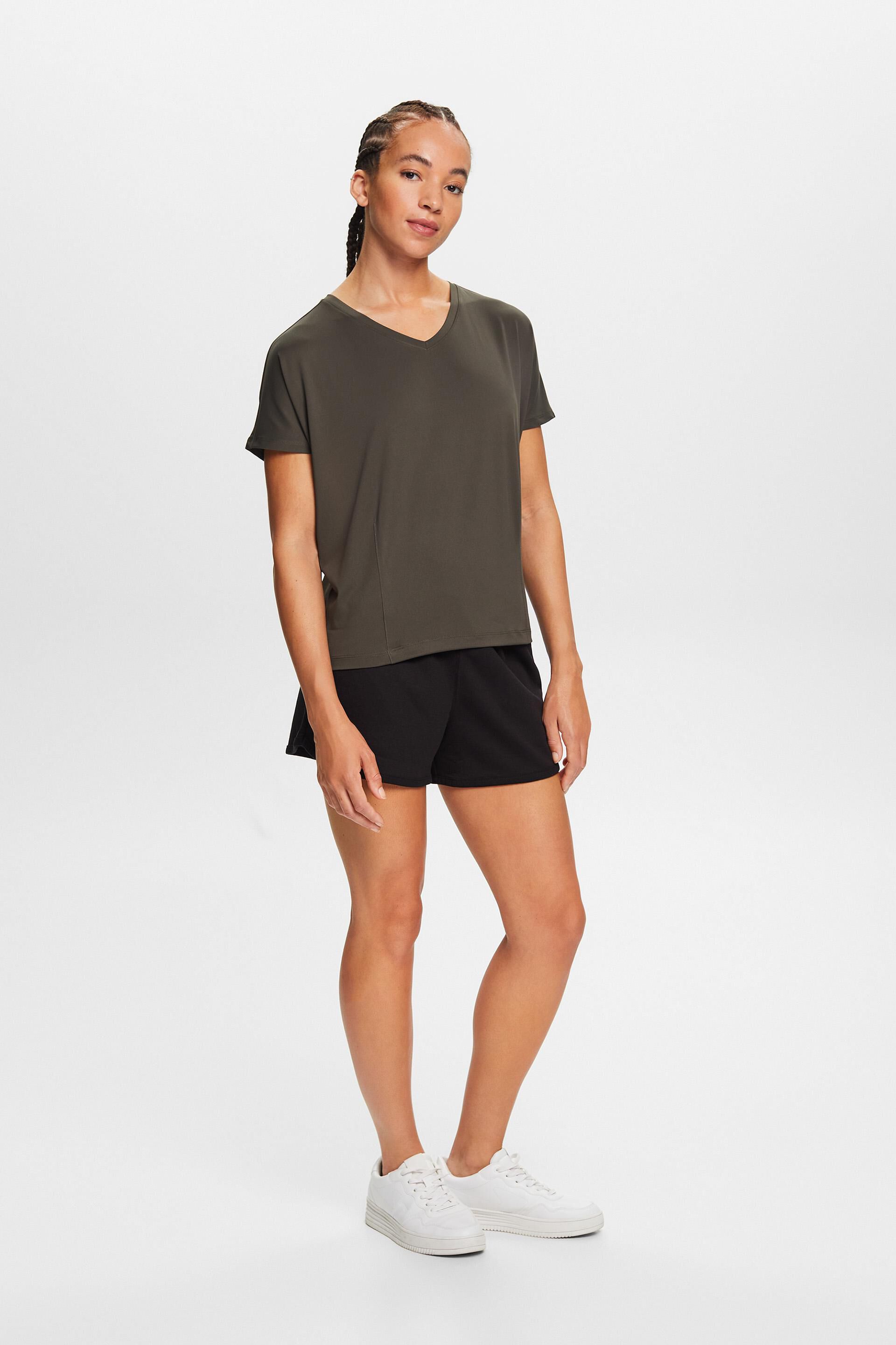 T-shirt de sport à encolure en V doté de la technologie E-DRY