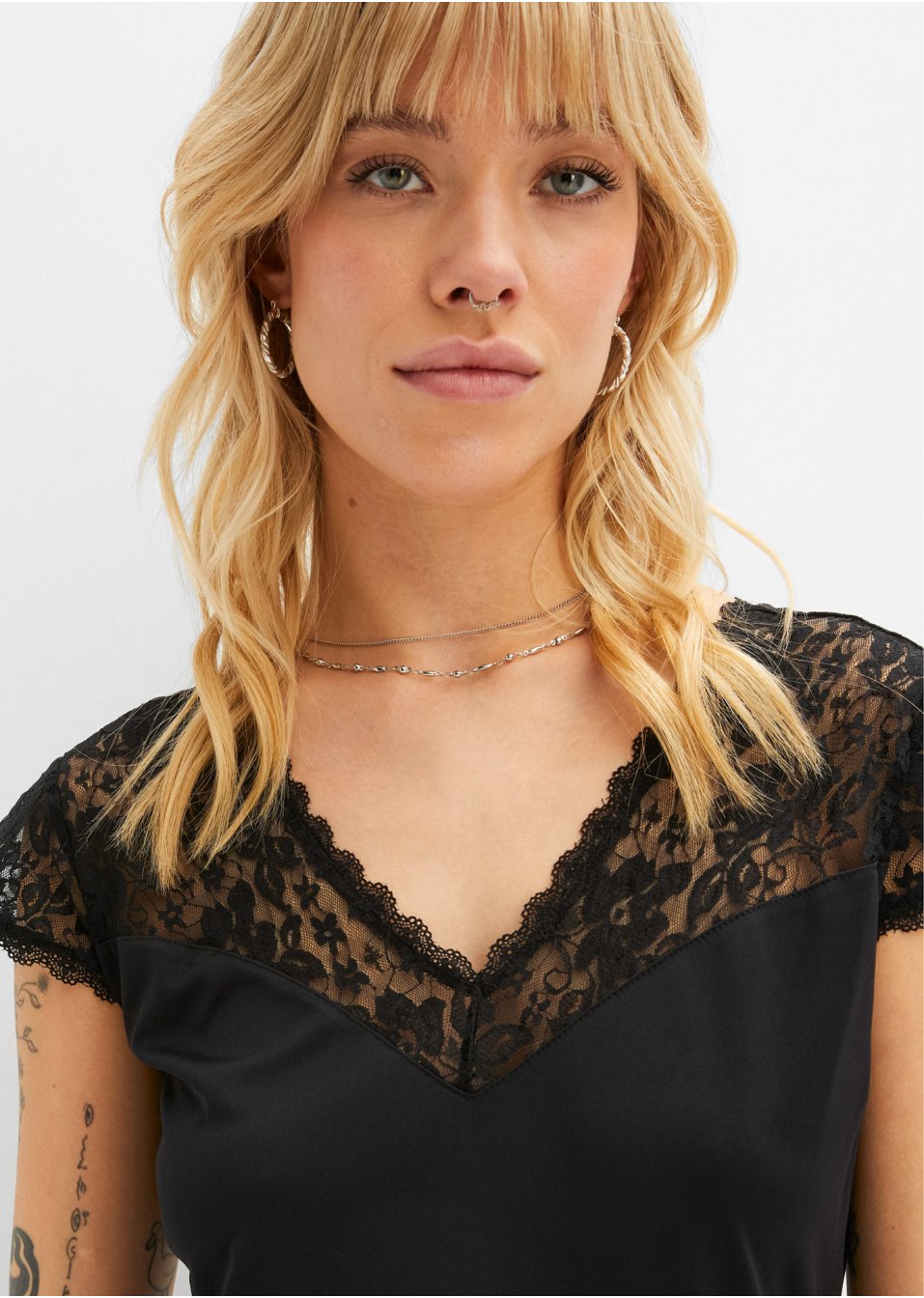 Robe en jersey à dentelle
