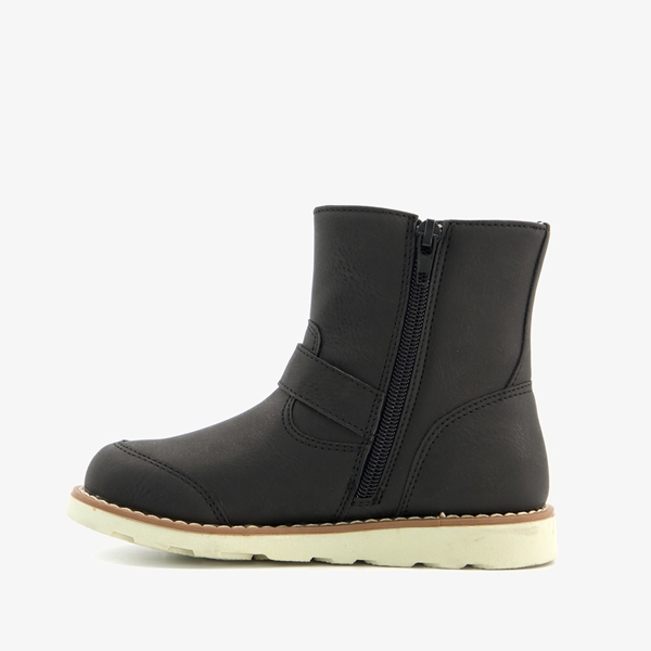 Blue Box gevoerde jongens boots