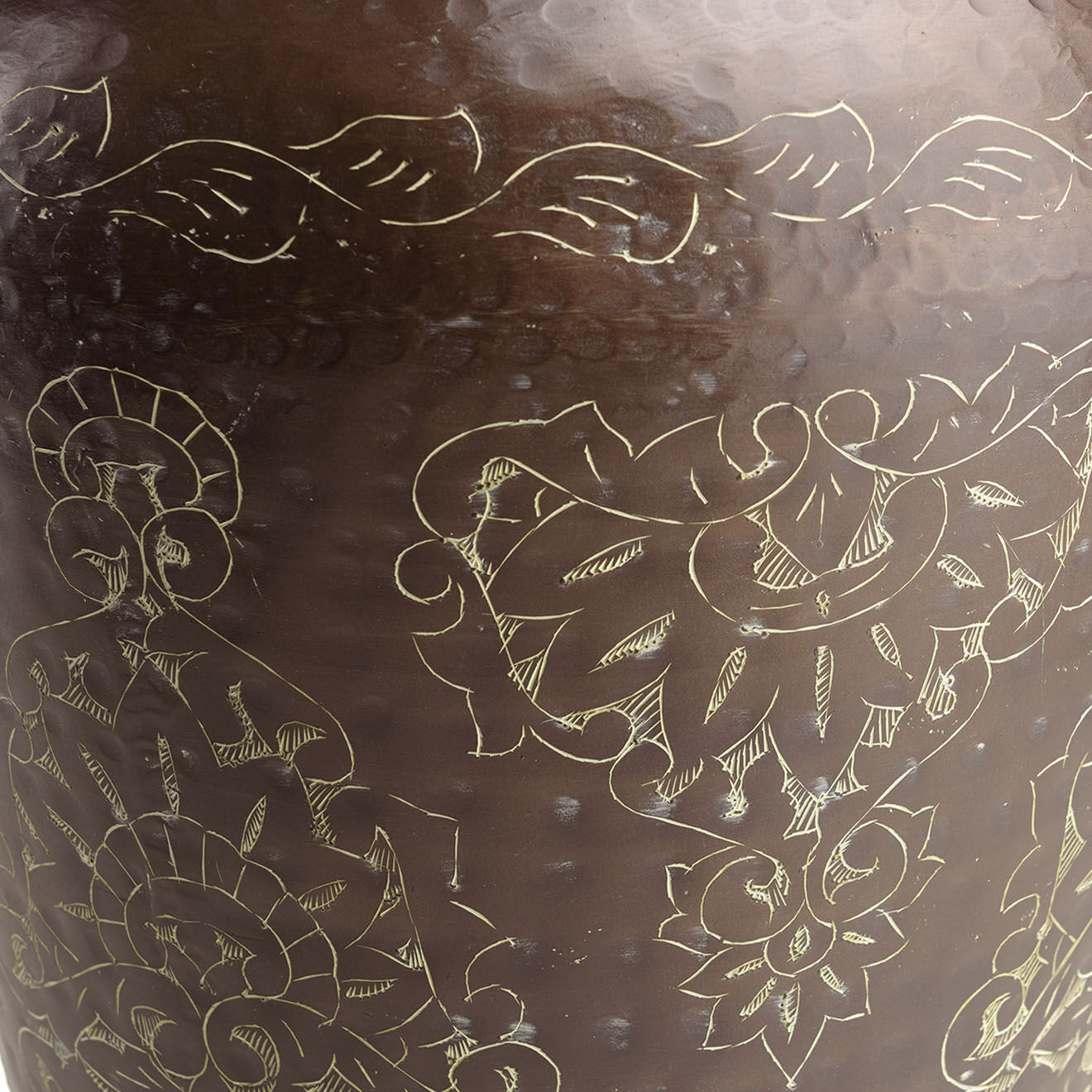 Macabane Vase patine antique Honoré cuivre foncé - D.37xH.70 cm