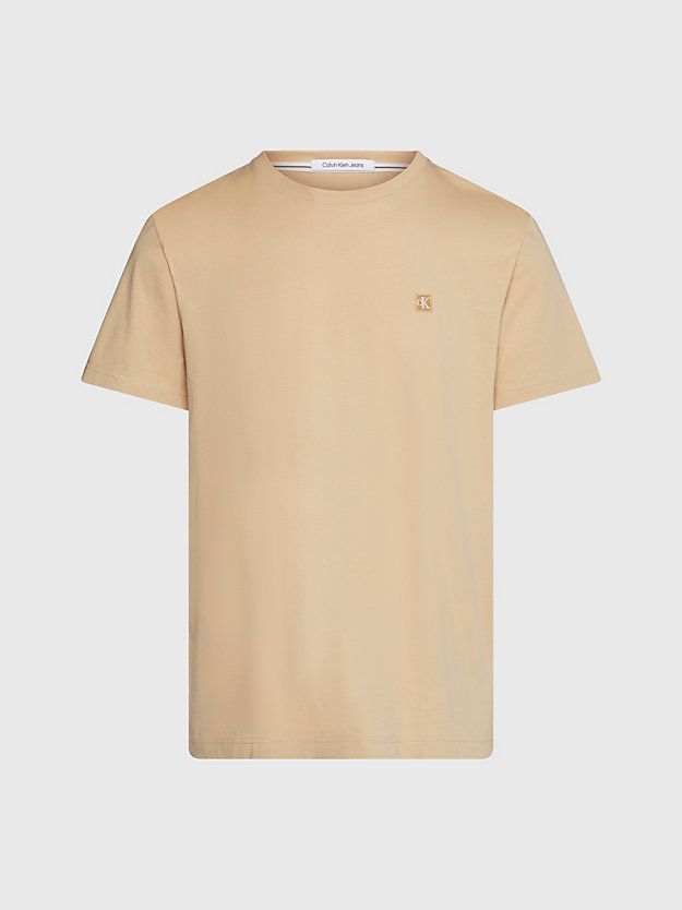Camiseta com monograma