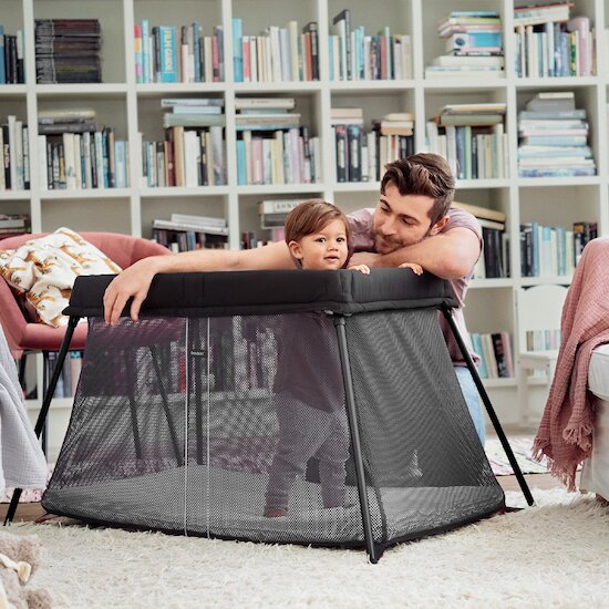 Lit Parapluie Light    Noir        de               BabyBjörn