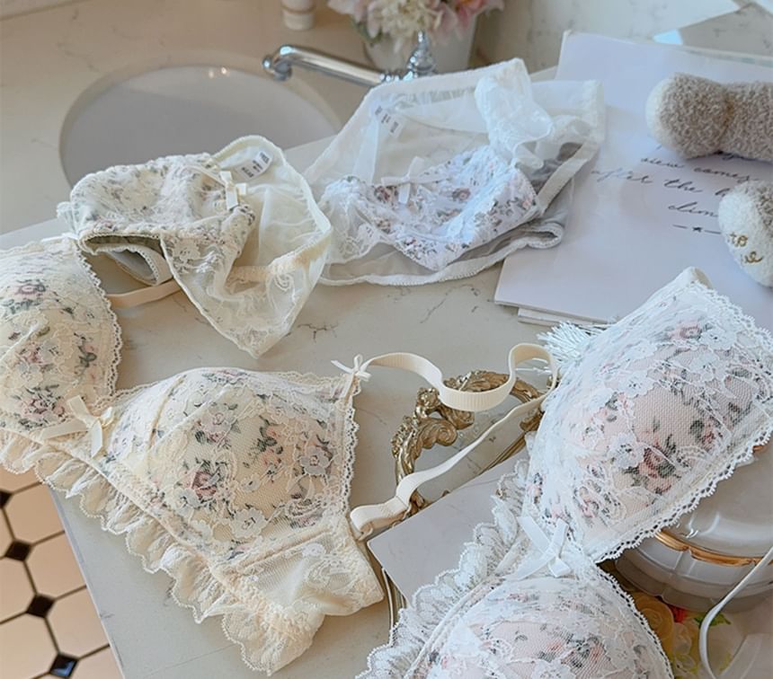 LONGNIGHT - Set: Bloemen BH + Slipje