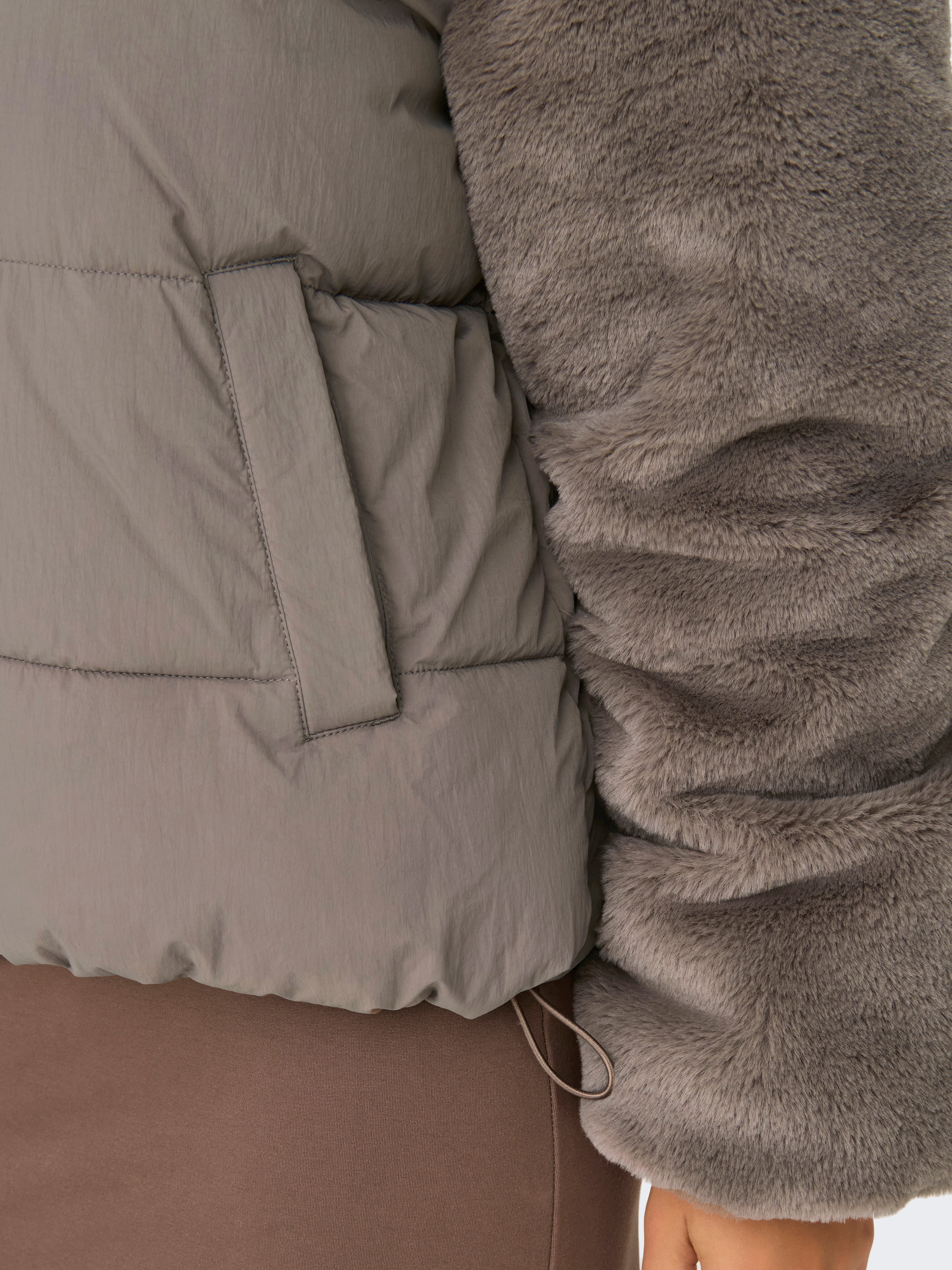 ONLWANJA Daunenjacke Walnut