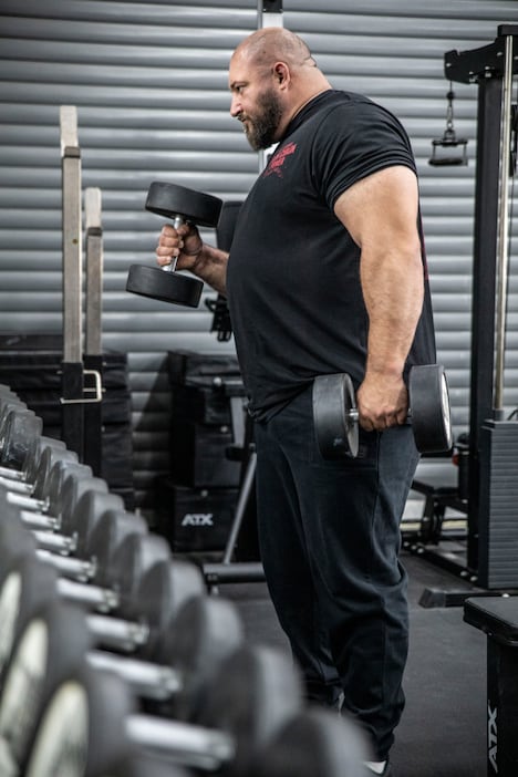JAY-PI Jogginghose Iron Anvil, Fitness, JAY-PI x DK, Elastikbund, Modern Fit