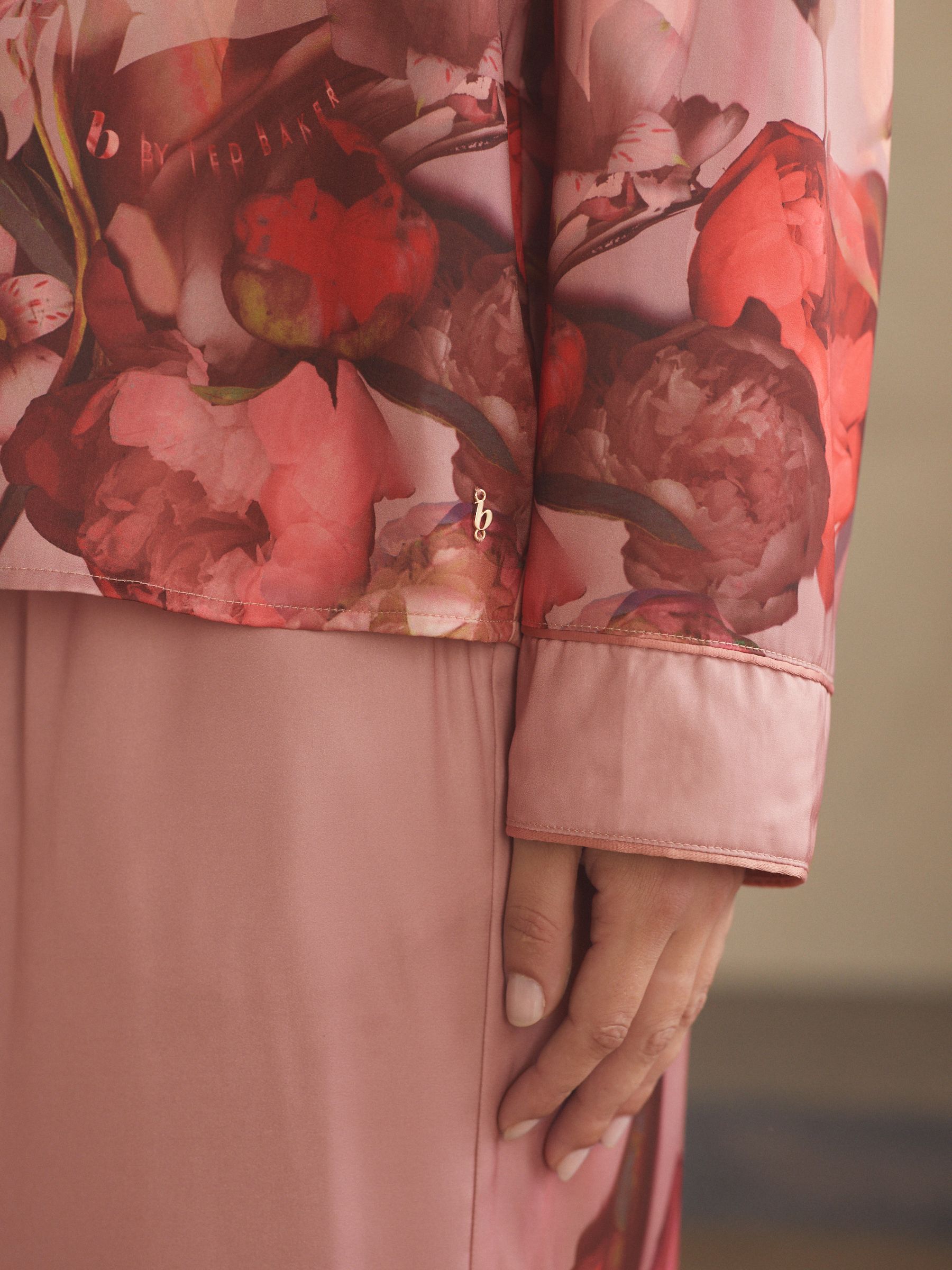 Roze - B by Ted Baker - Satijnen pyjama met knopen