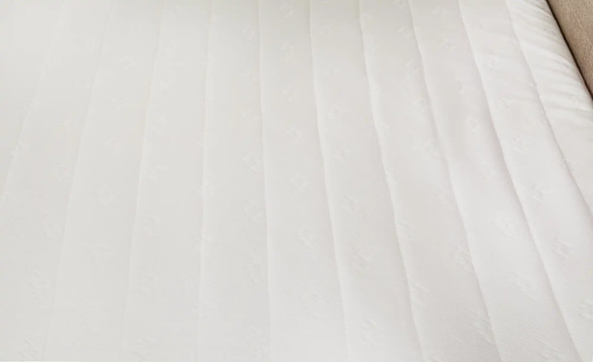 Boxspringbett mit Bettkasten Earl