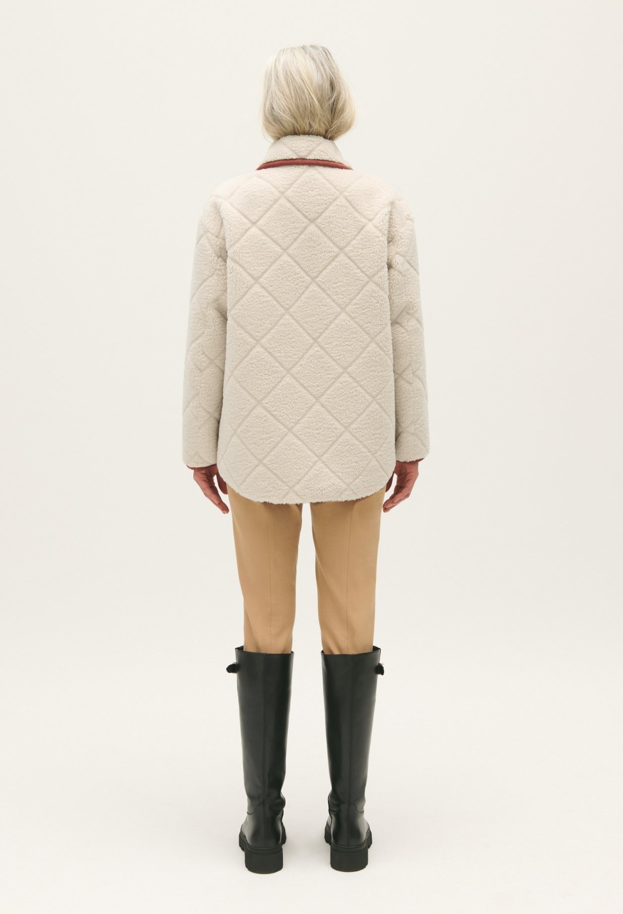 Manteau effet peau lainee