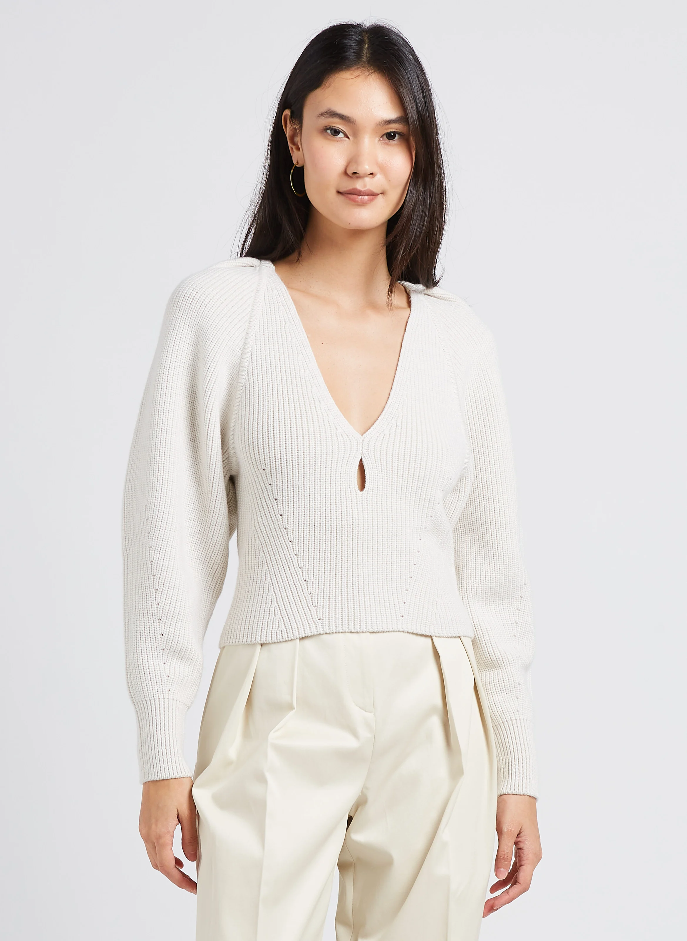 ADSILA - Pull décolleté V en laine | Beige