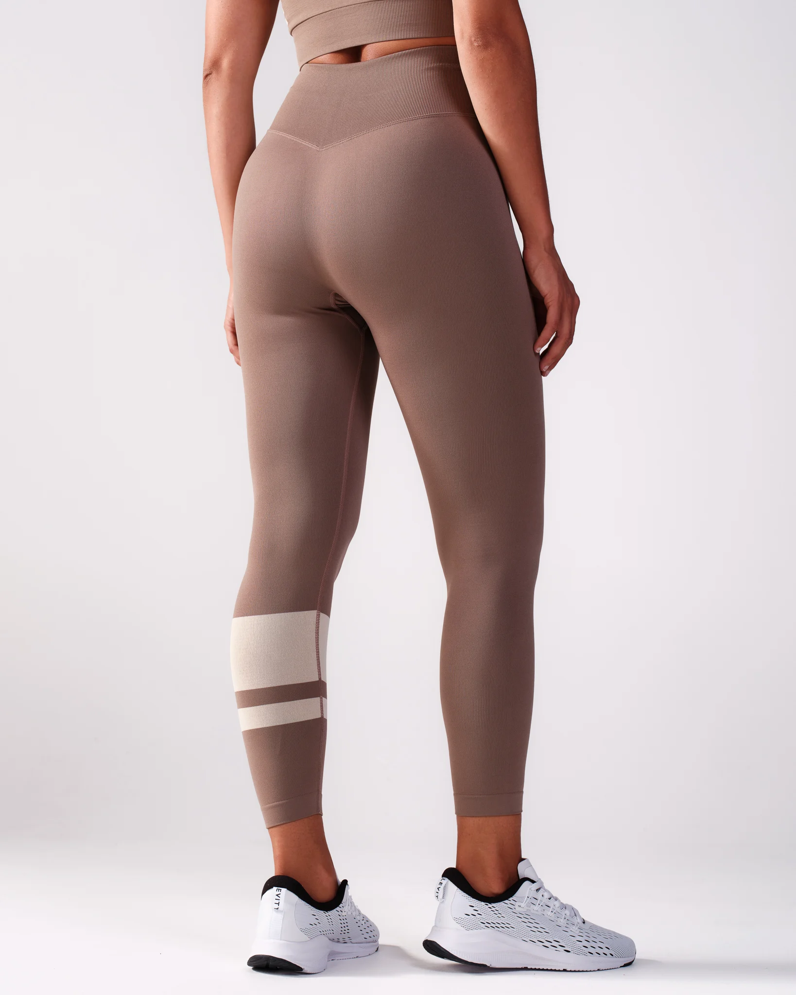 LEVITY Block Tights Beige