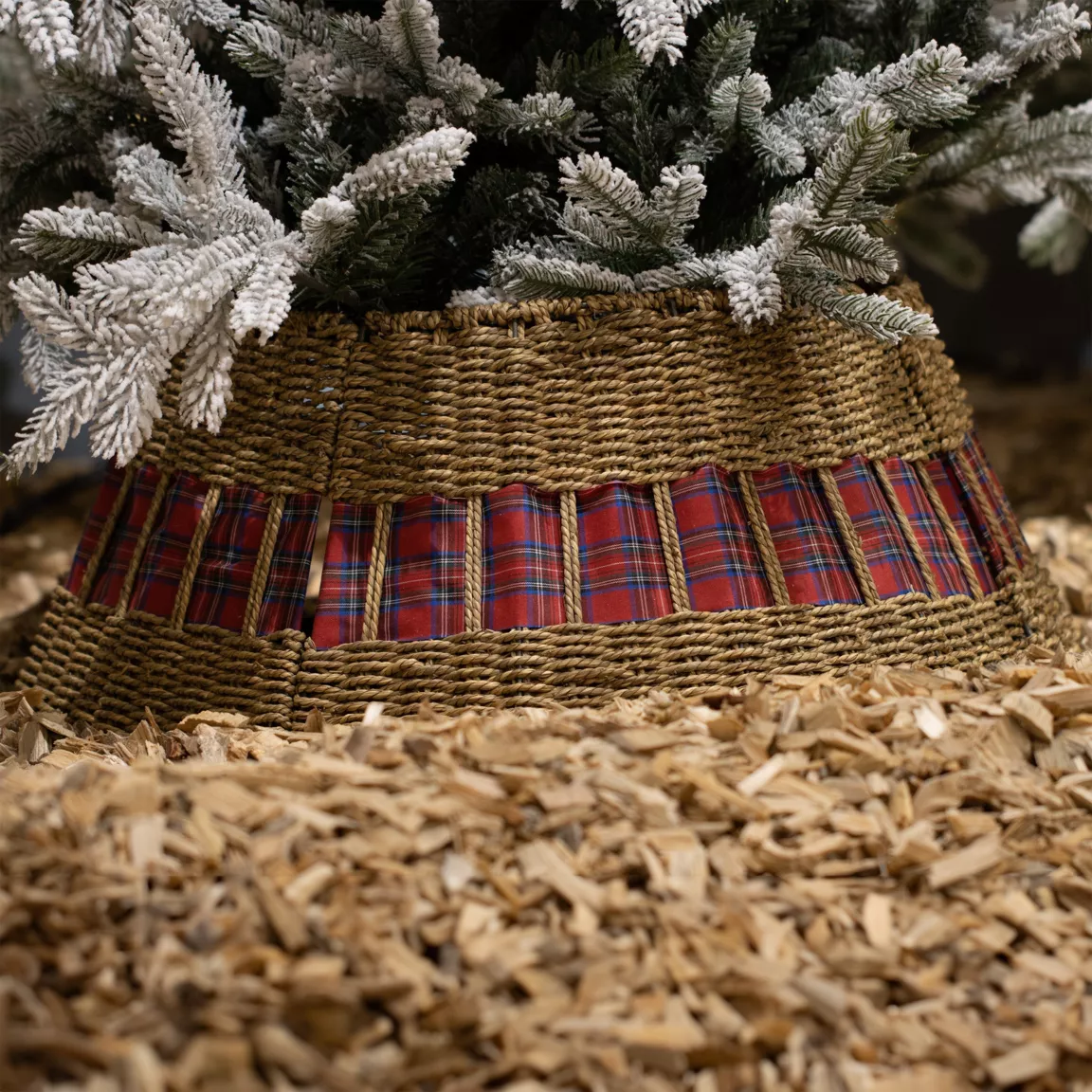 Cache pied de sapin en osier (D57 cm) Tartan écossais