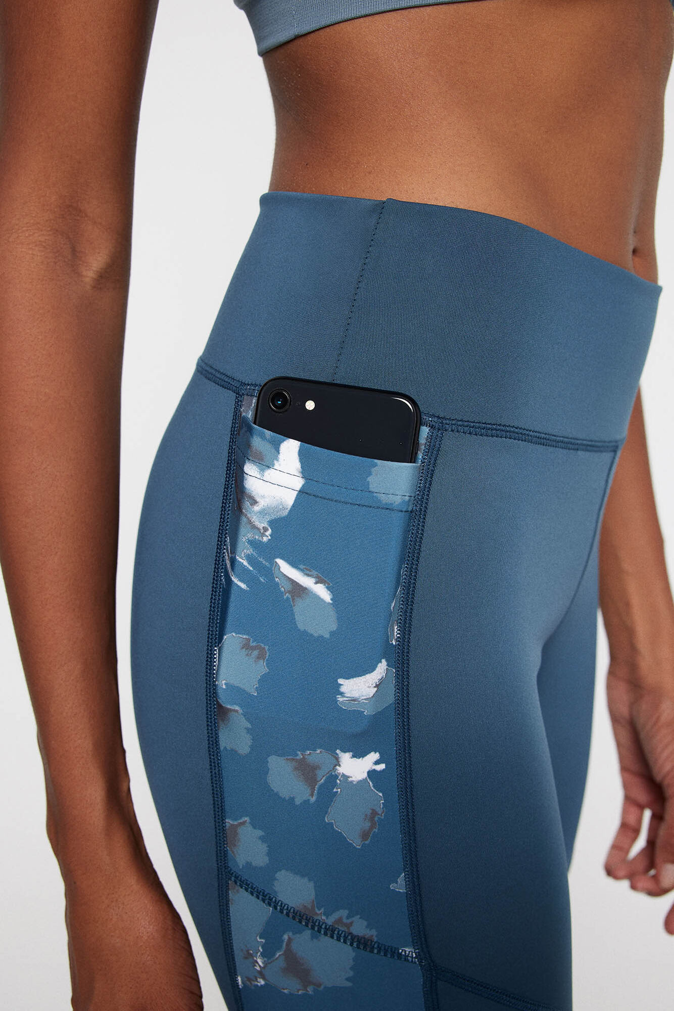Leggings com detalhes estampados