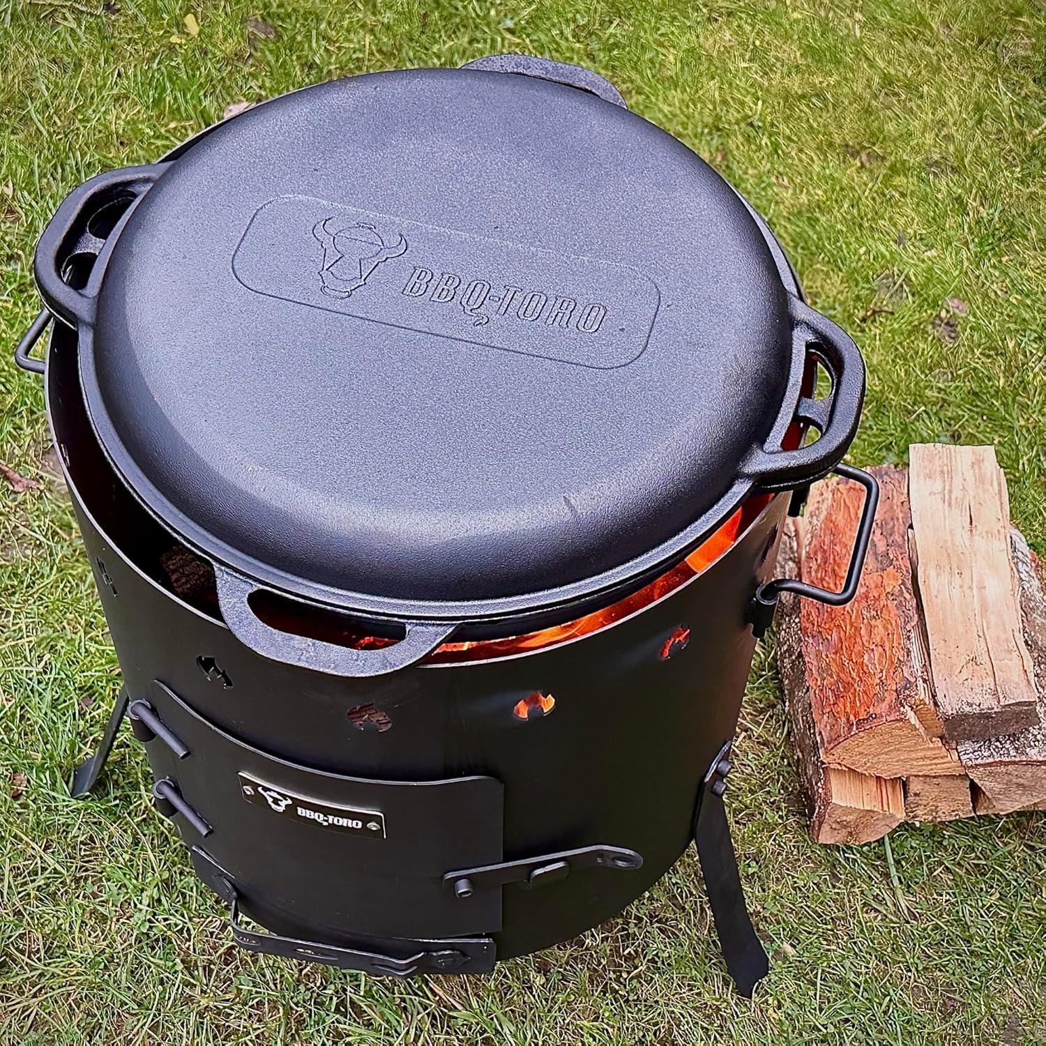BBQ-Toro Gusseisen Kazan 19 Liter mit Kazan Ofen Ø 45 cm | XXL Gusstopf mit Deckel, Gusseisentopf | Gulaschkessel, Feuerkessel, Outdoor Ofen | Feuer-Ofen, Eintopfofen, Feuerstelle, Utschak