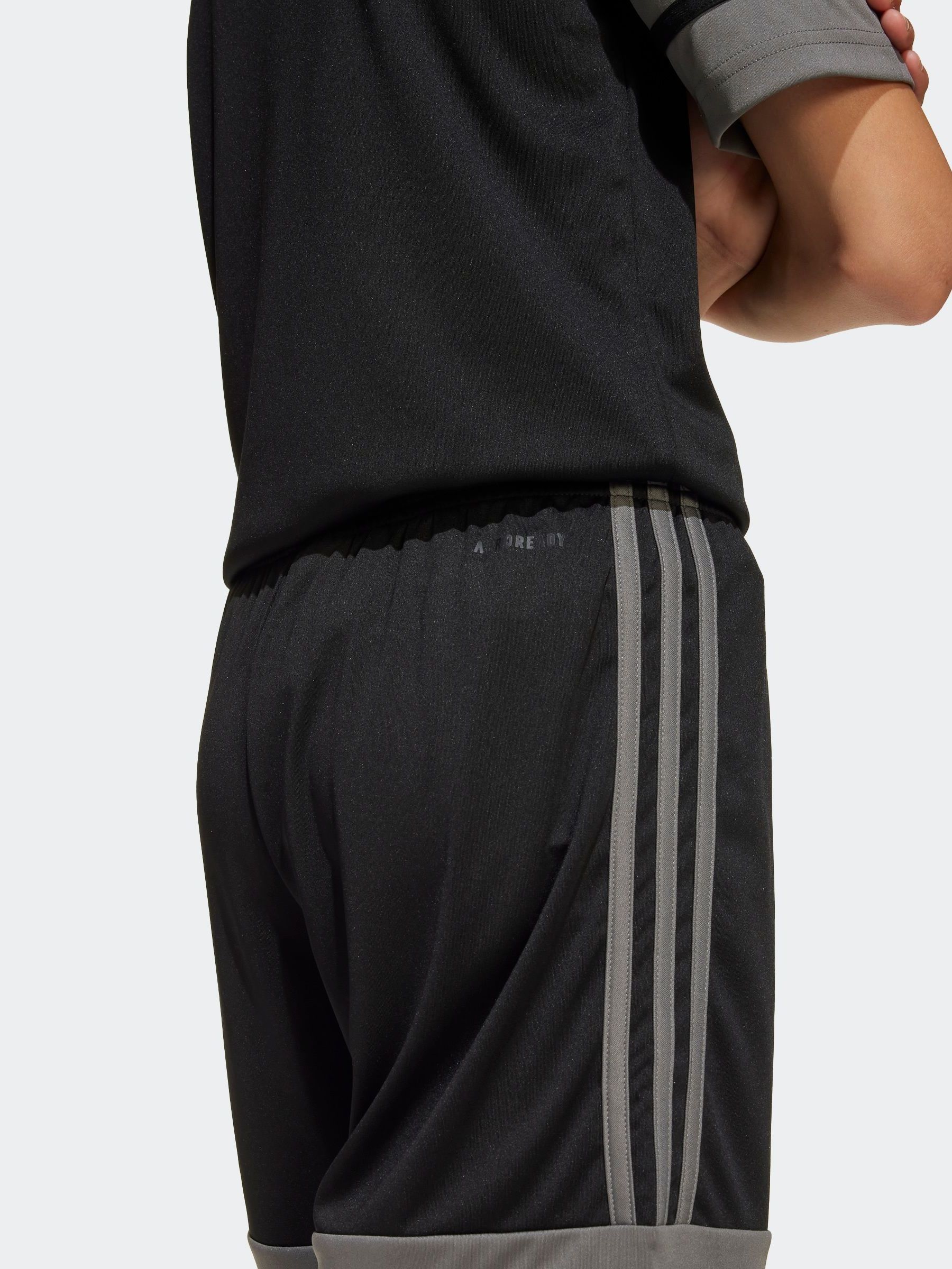Zwart/chroom - adidas Squadra 25 kindershorts