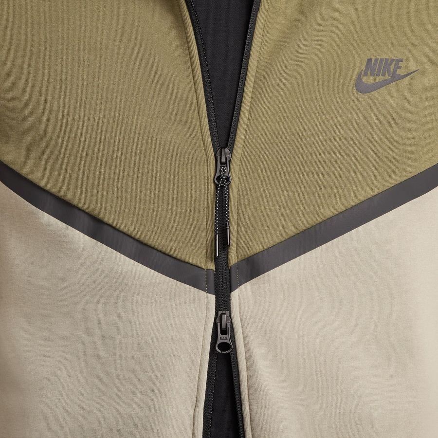 Nike Sweat à Capuche Tech Fleece 24 FZ - Vert/Vert/Noir