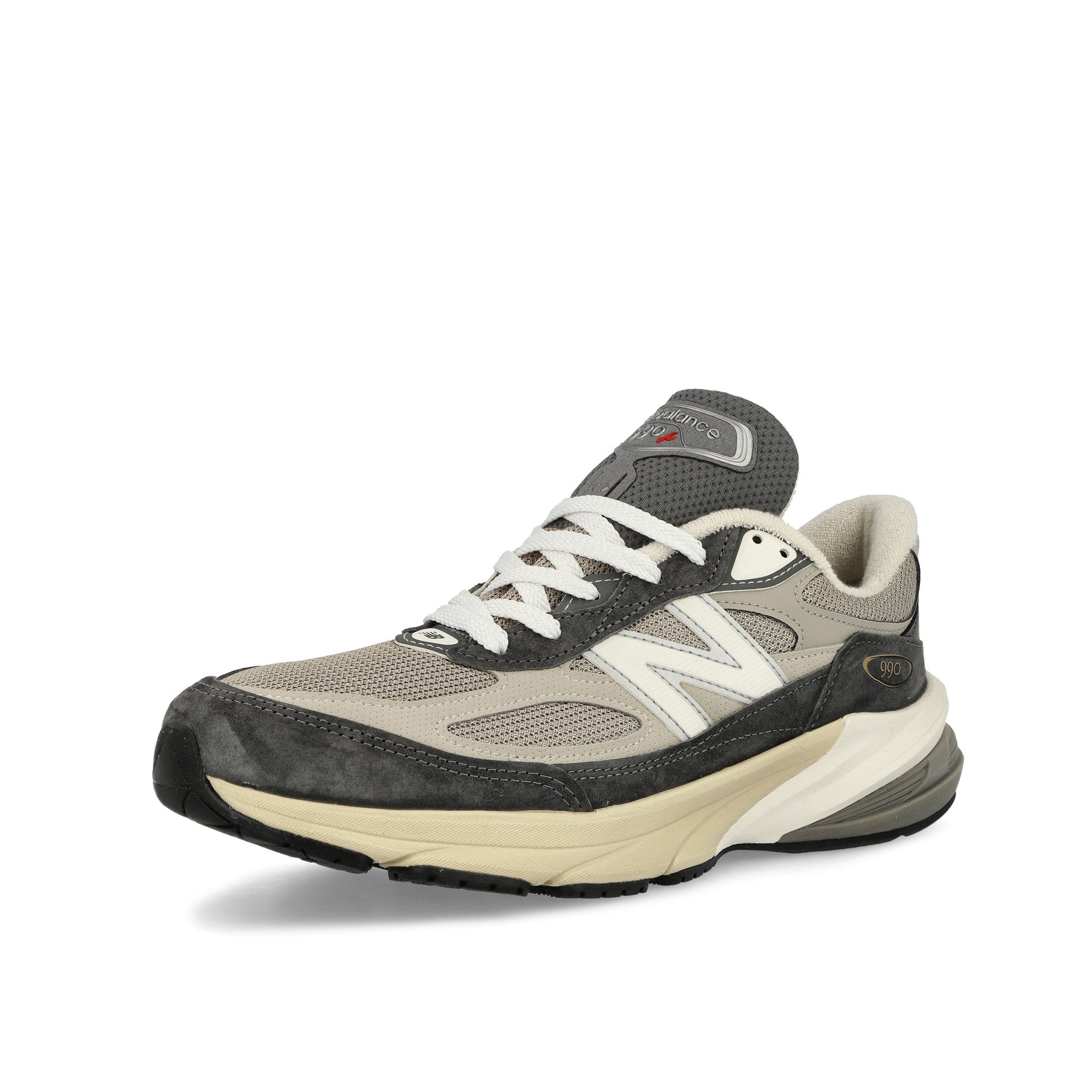 New Balance<br>U990GR6