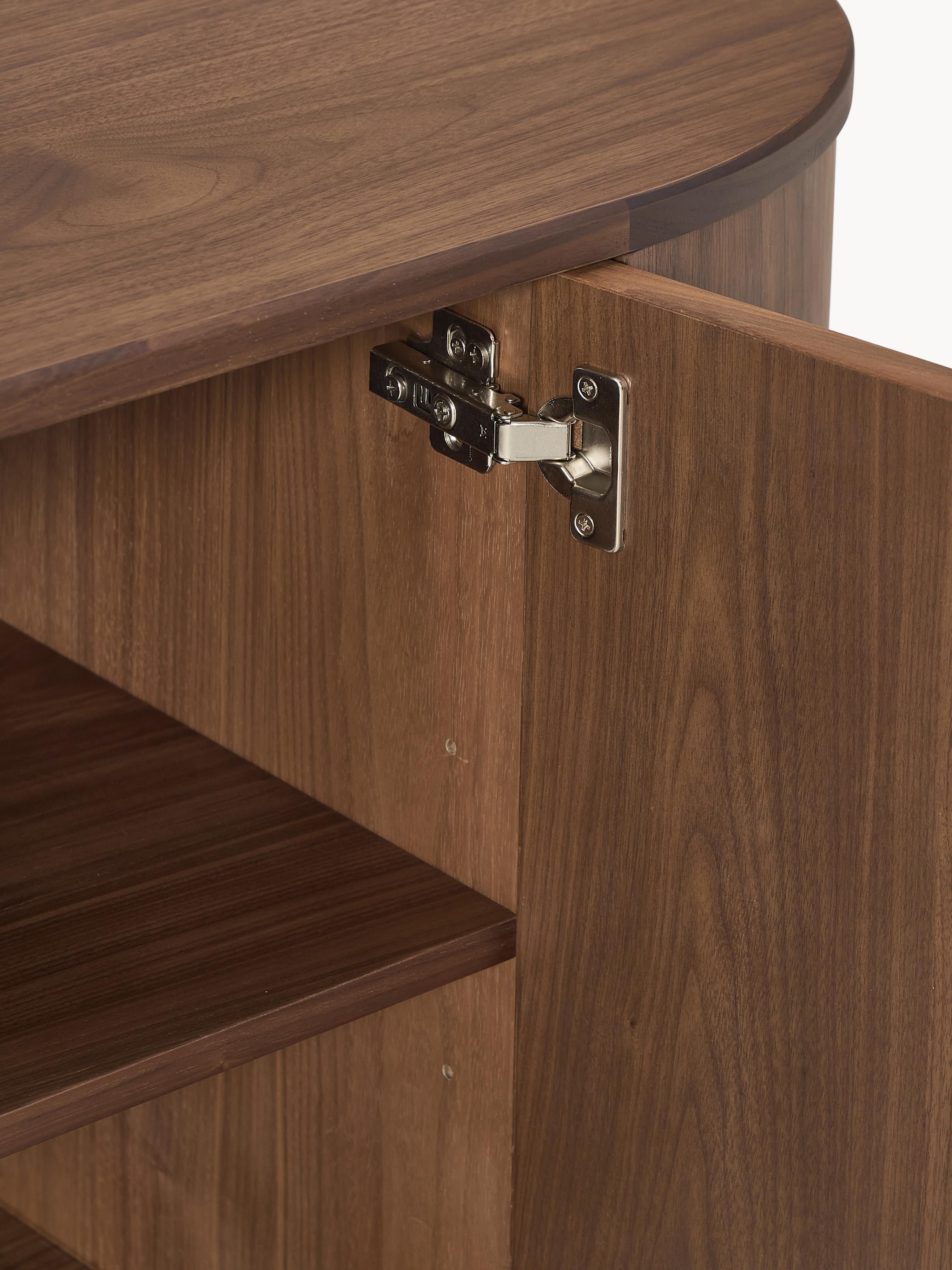 Houten dressoir Zumi met afgeronde hoeken