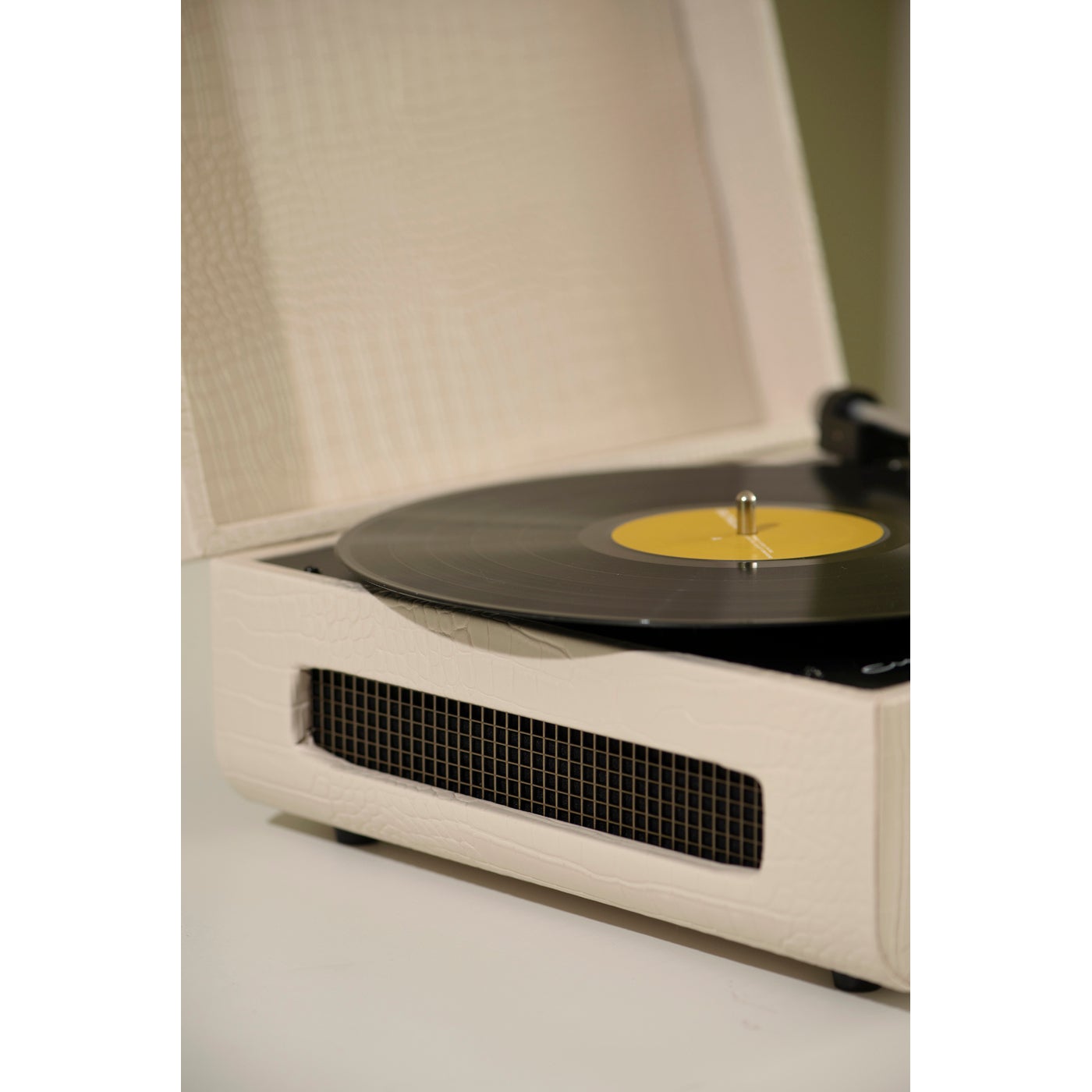 Crosley CR6255A-CC4 Mercury Cream Croc platenspeler