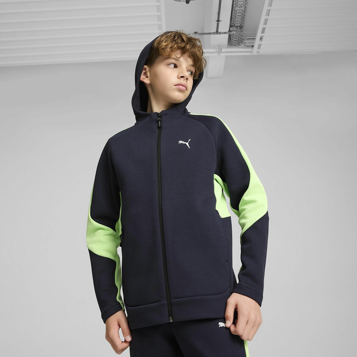 PUMA<br>Moletom com zíper
