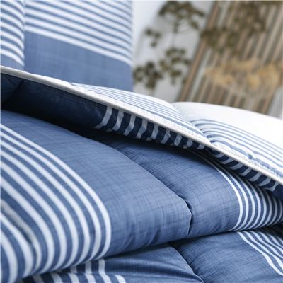 Couette déco à rayures - légère ou chaude