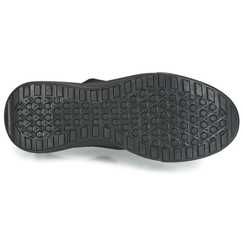 Vans - ULTRARANGE RAPIDWELD - Noir