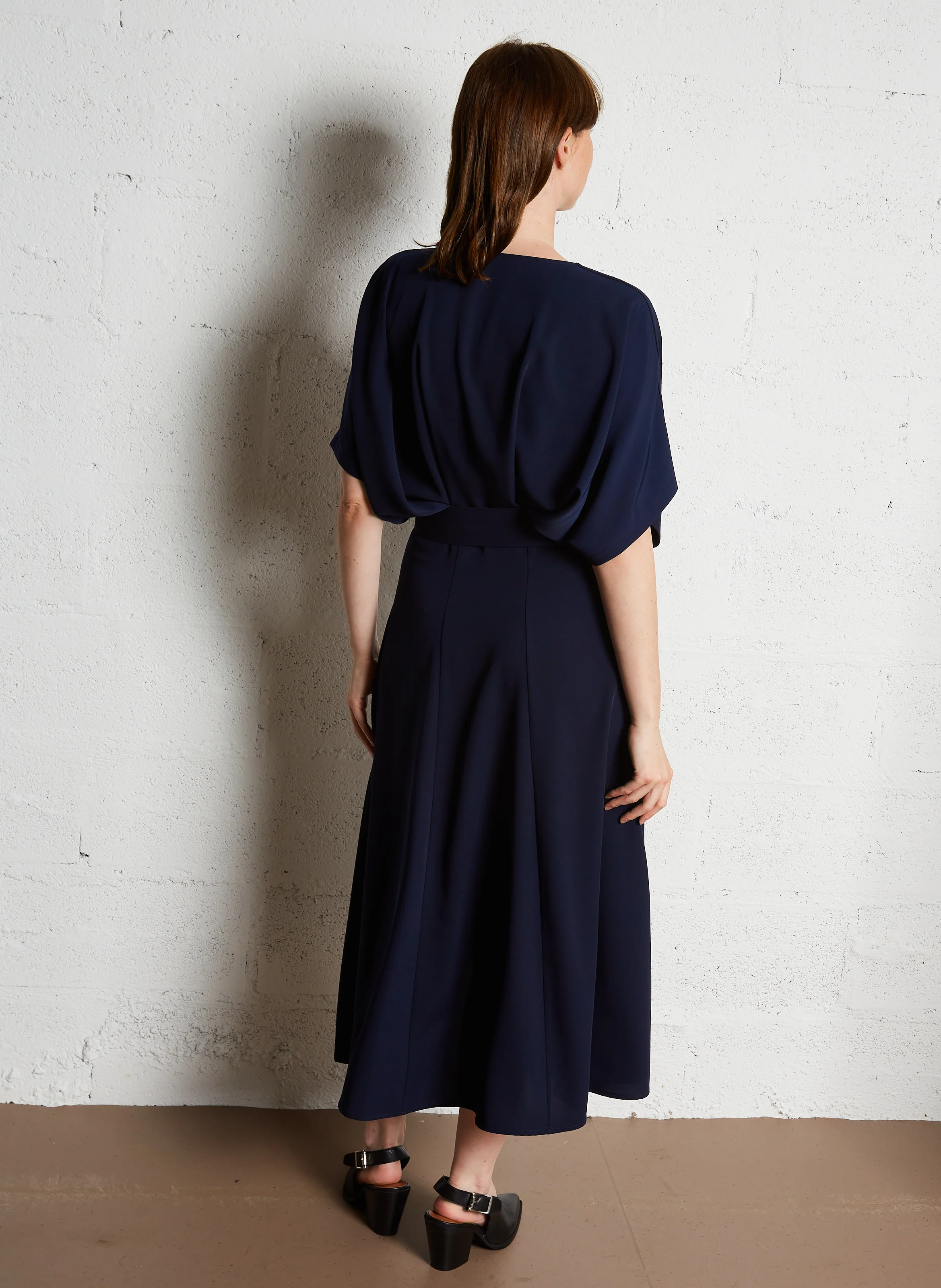 Robe longue col rond ceinturée | Bleu
