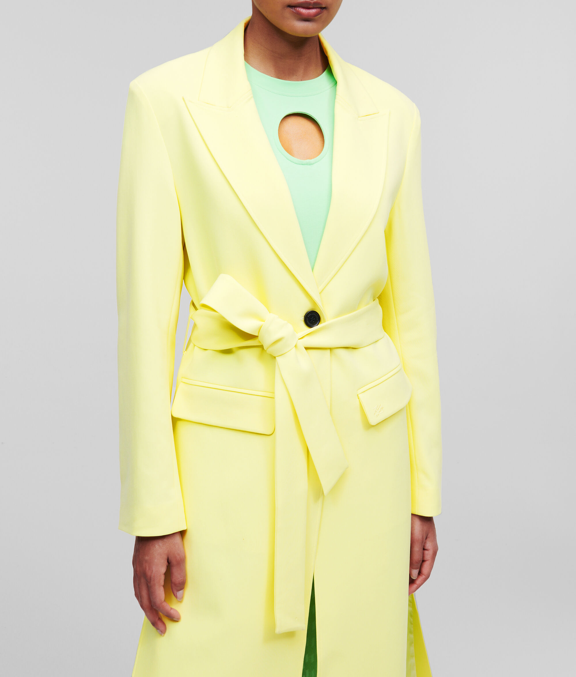 MANTEAU HABILLÉ