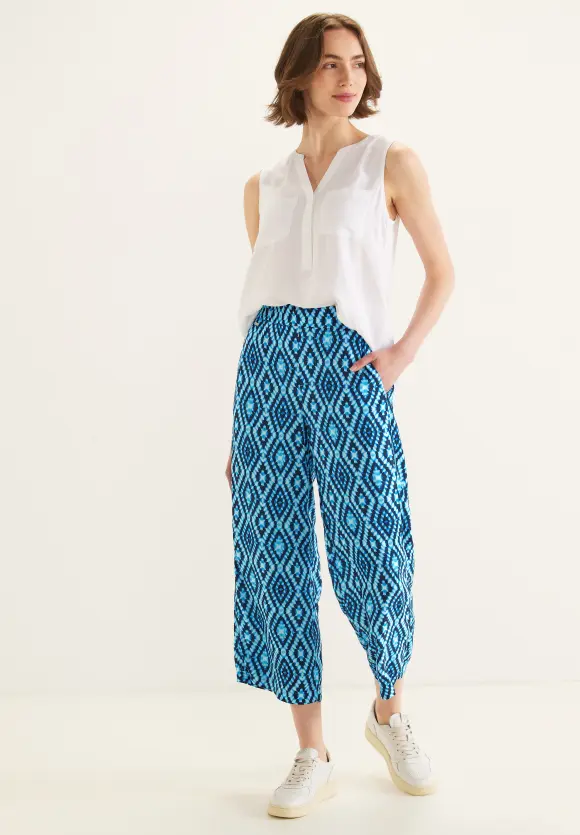Loose Fit Hose mit Print - splash blue