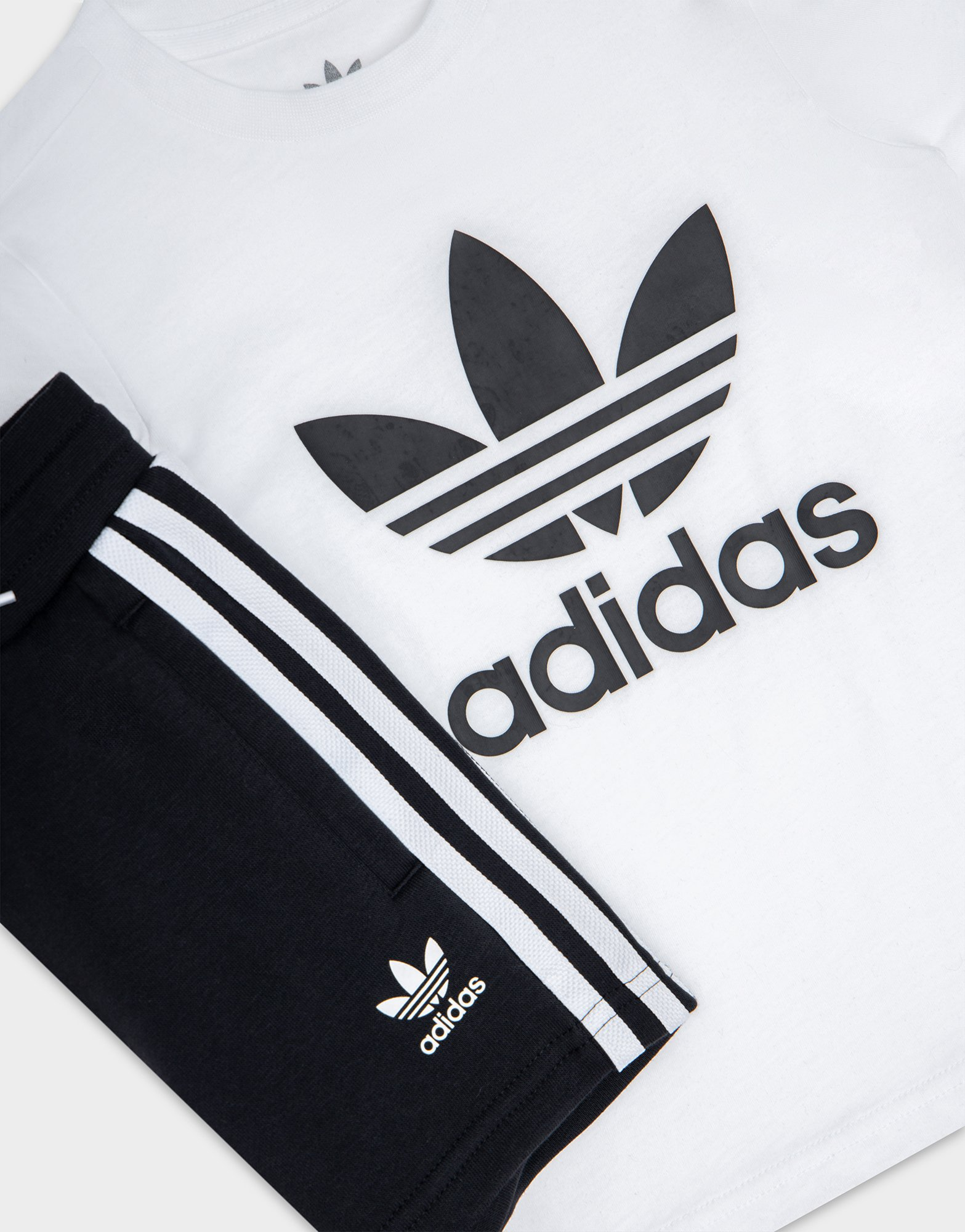 adidas Originals Ensemble Short et T-shirt Adicolor