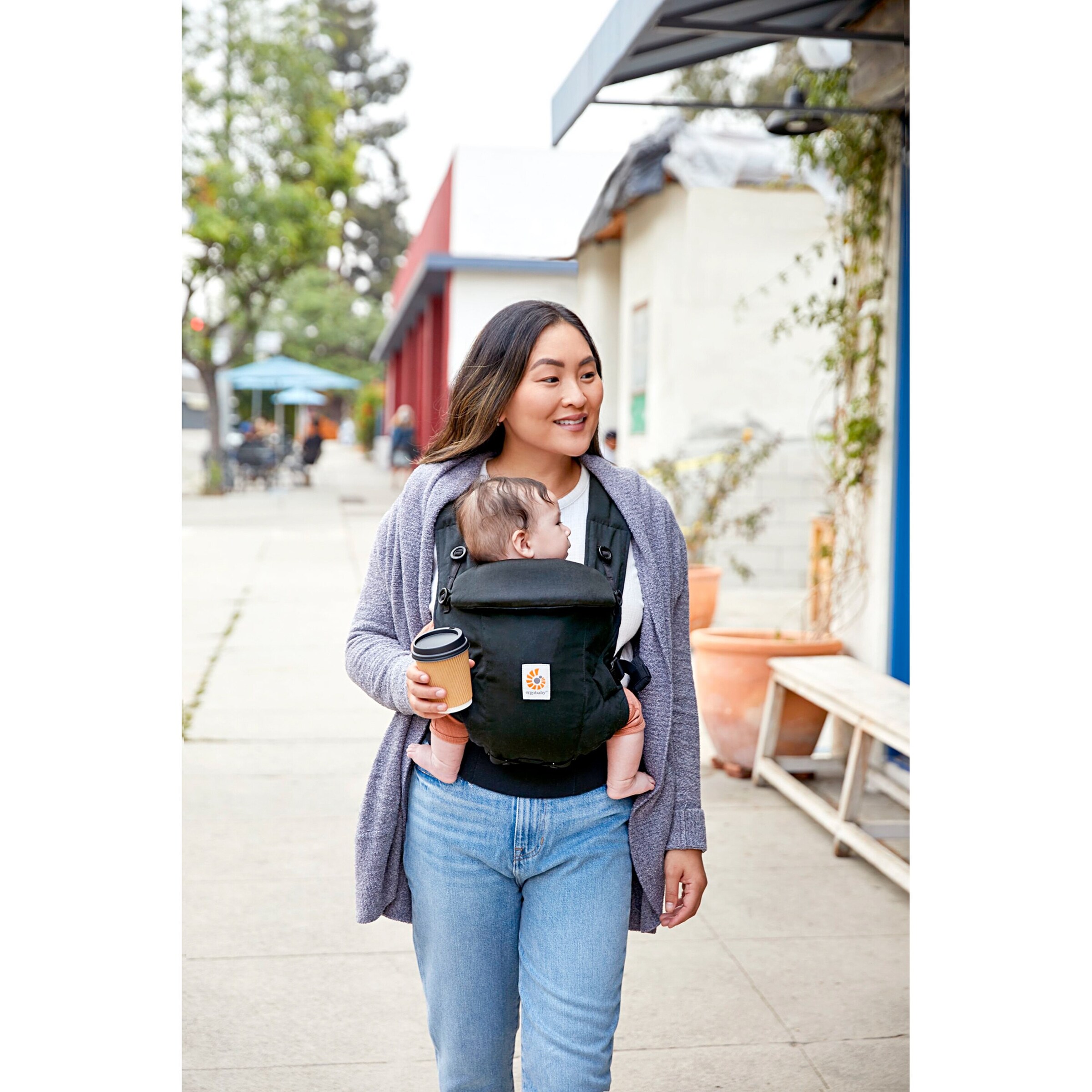 Ergobaby® - ADAPT SoftTouch Babytrage onyx black