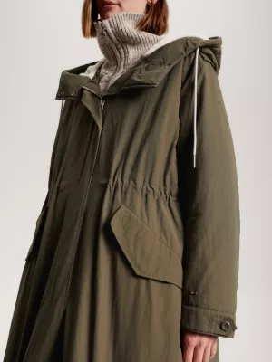 Parka longa e relaxada com capuz forrado de pelúcia