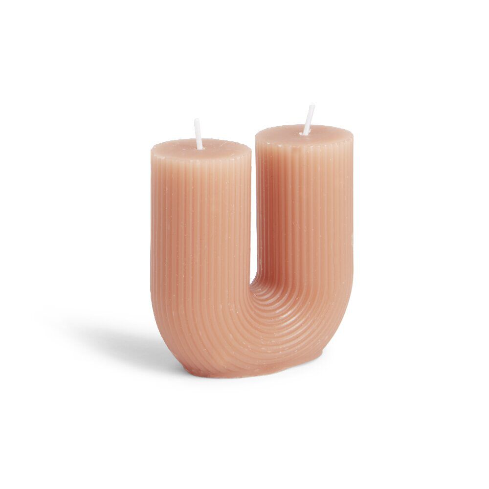 Bougie lettre U marron clair 6x4xH9cm