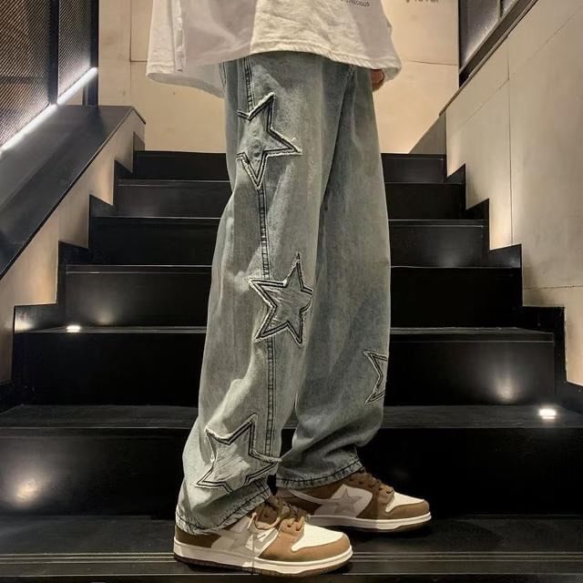 Whyessa - Rechte jeans met geborduurde sterren