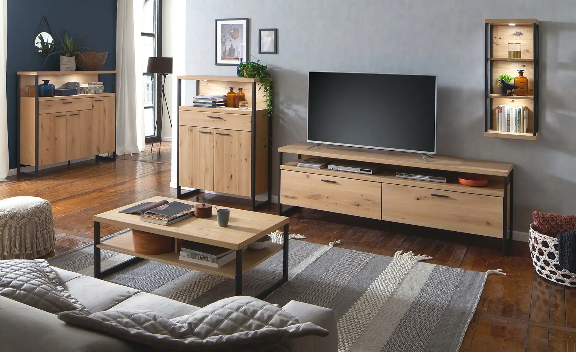 Woodford Highboard Sero