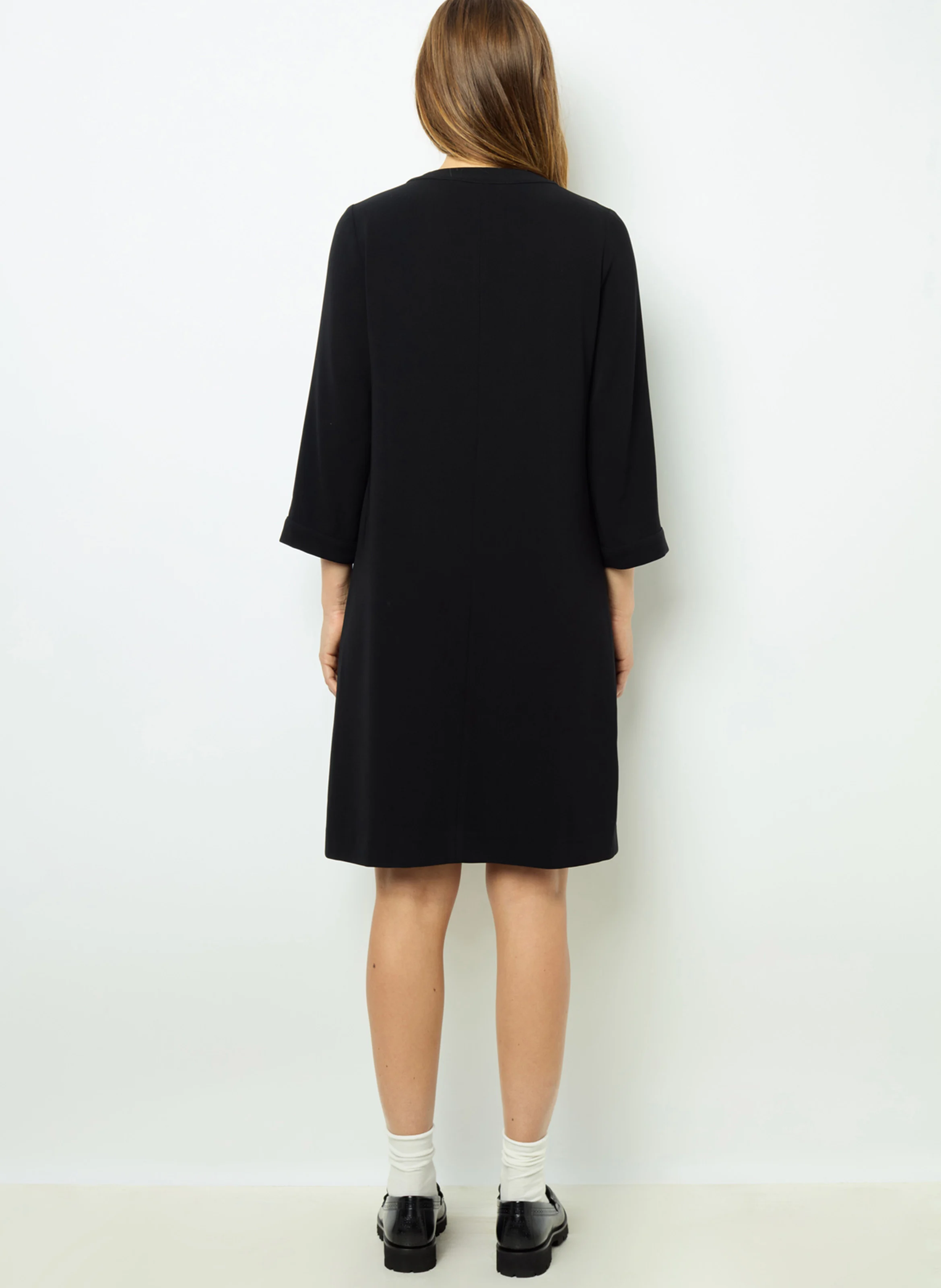SIDONIE - Robe courte col V | Noir
