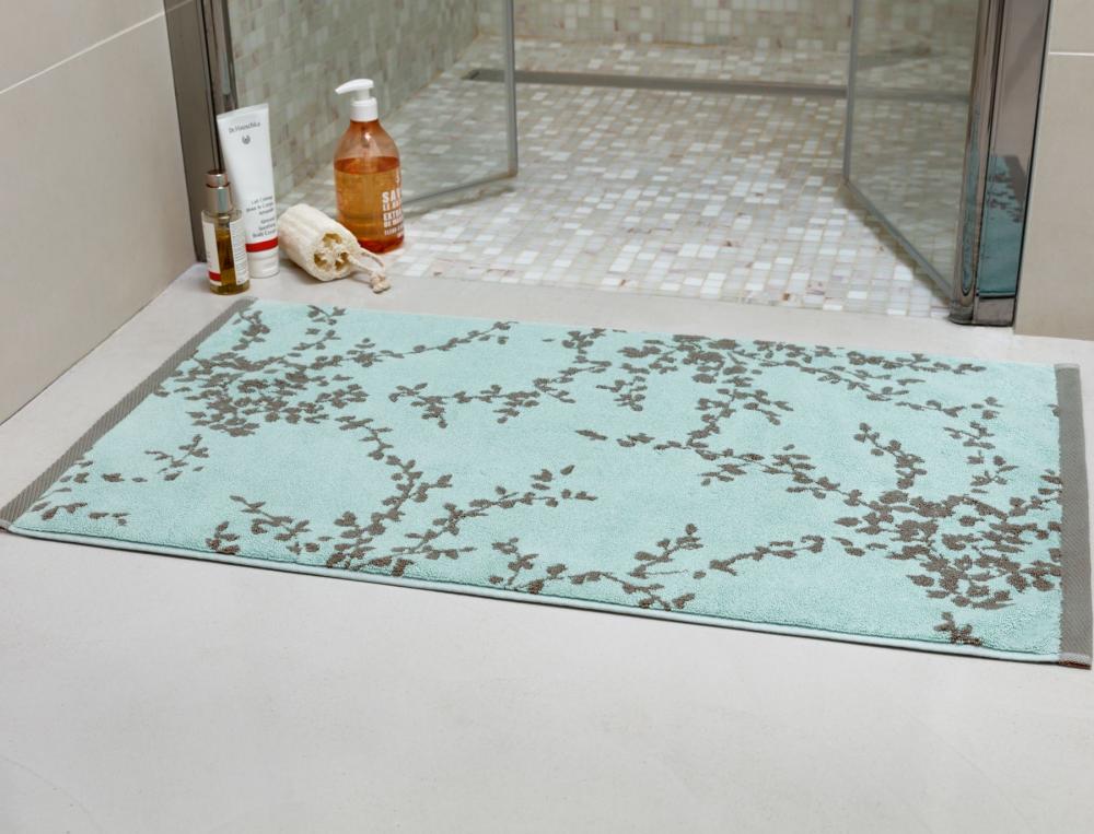 Tapis de bain-Dans les nuages