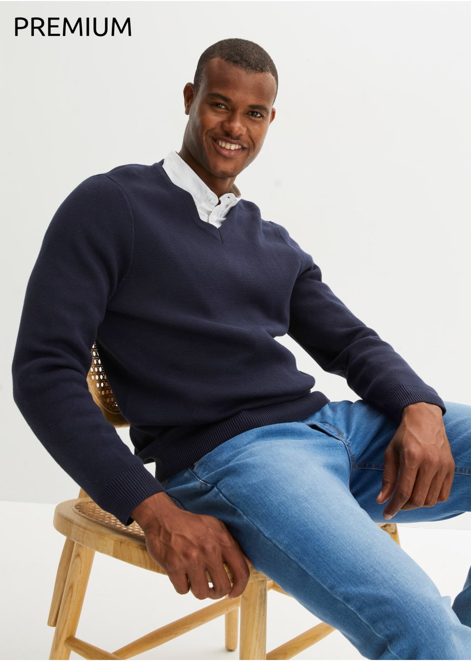 Pull avec col en V Essential