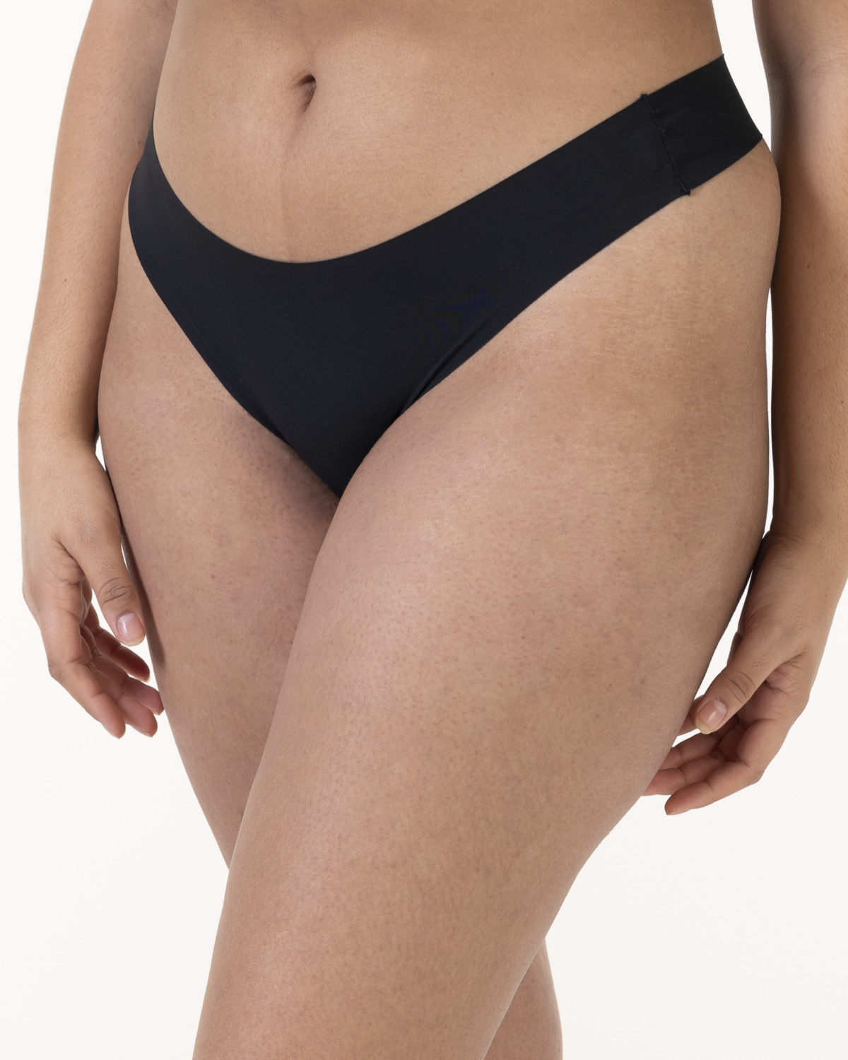 LEVITY 3-pack Invisible Thong Black\White\Sand