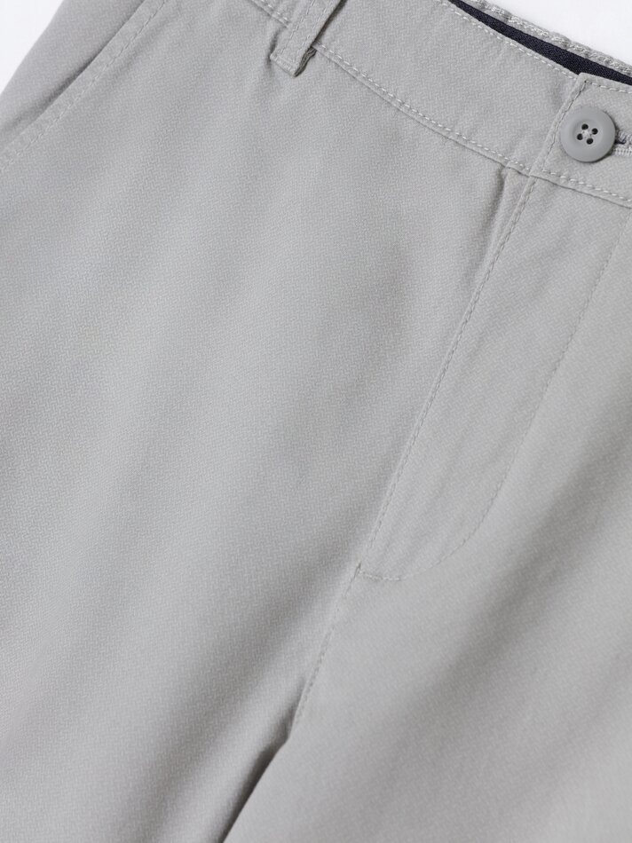 Bermudas chinesas com microestampa - Carbono
