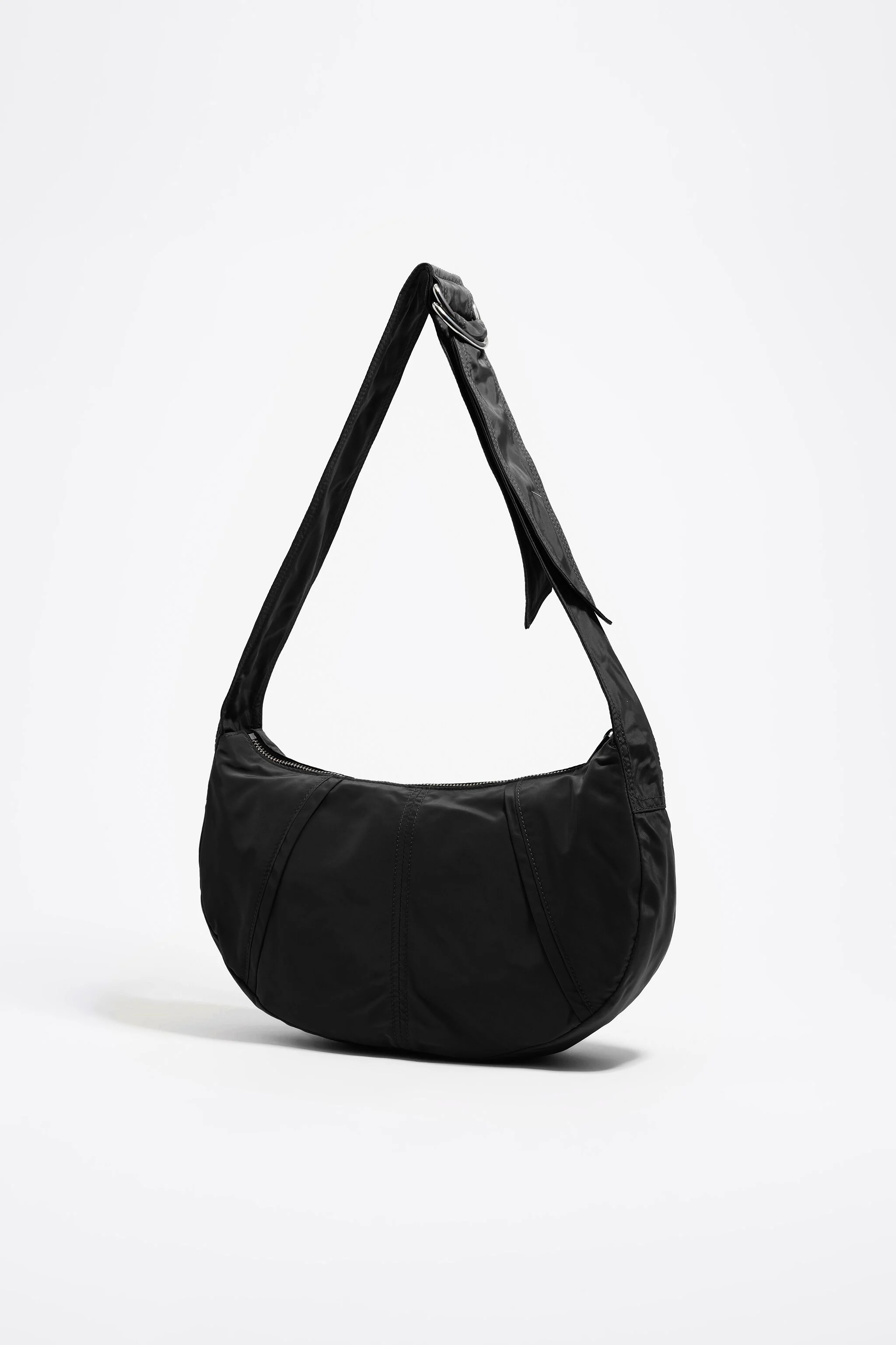 Bolsa Moon média em náilon preto