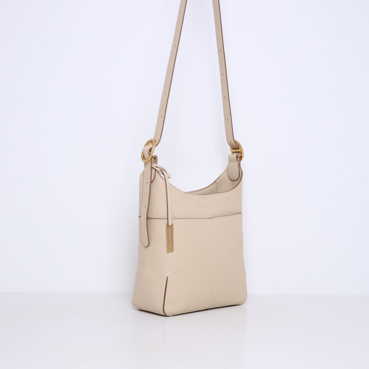CARO | LIMESTONE
