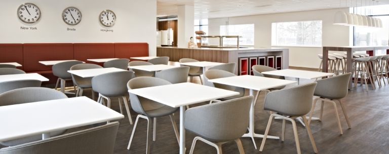 Hay About a Chair AAC23 stoel gelakt onderstel Sense Nougat