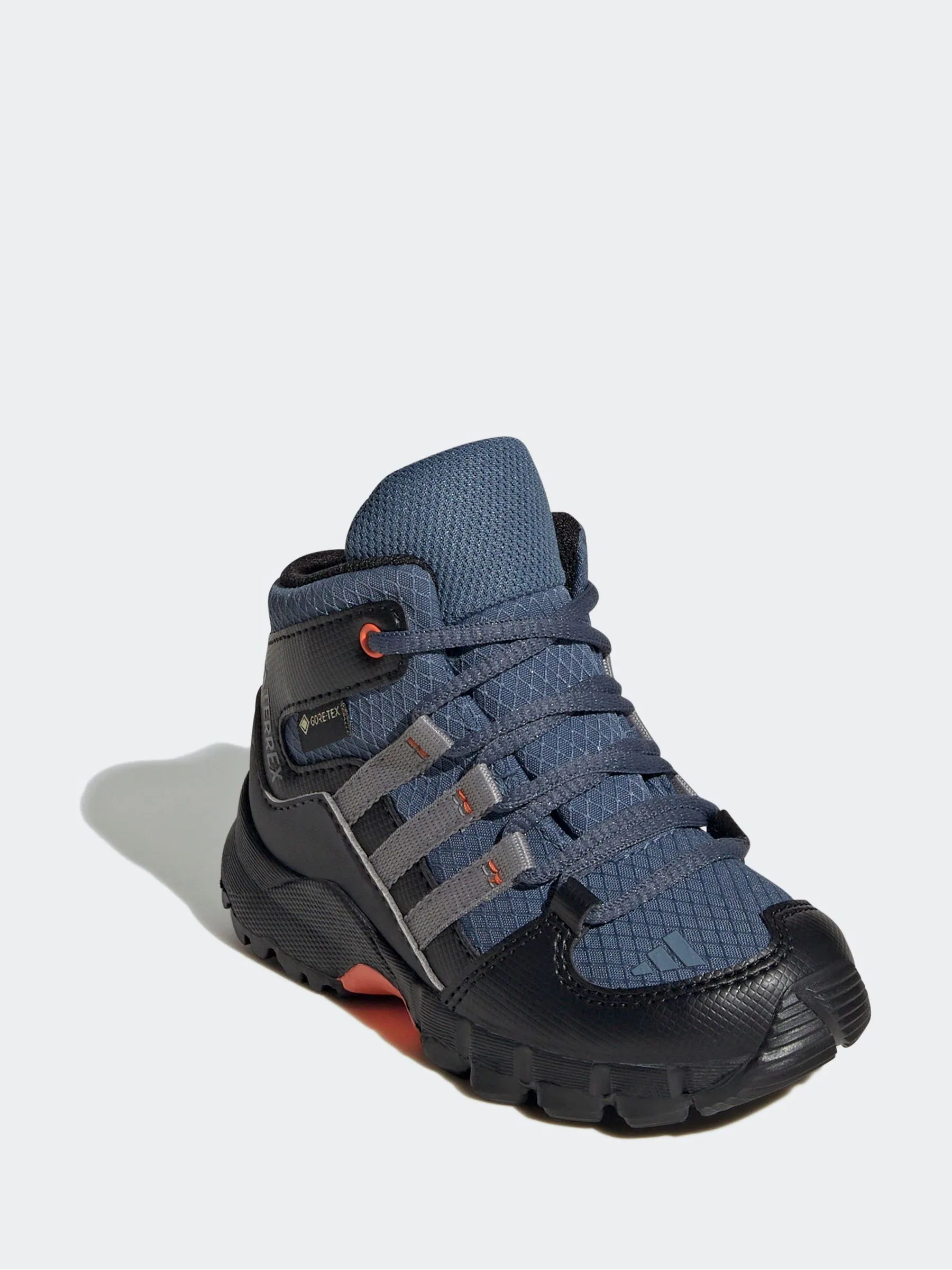 adidas Mid Goretex wandellaarzen