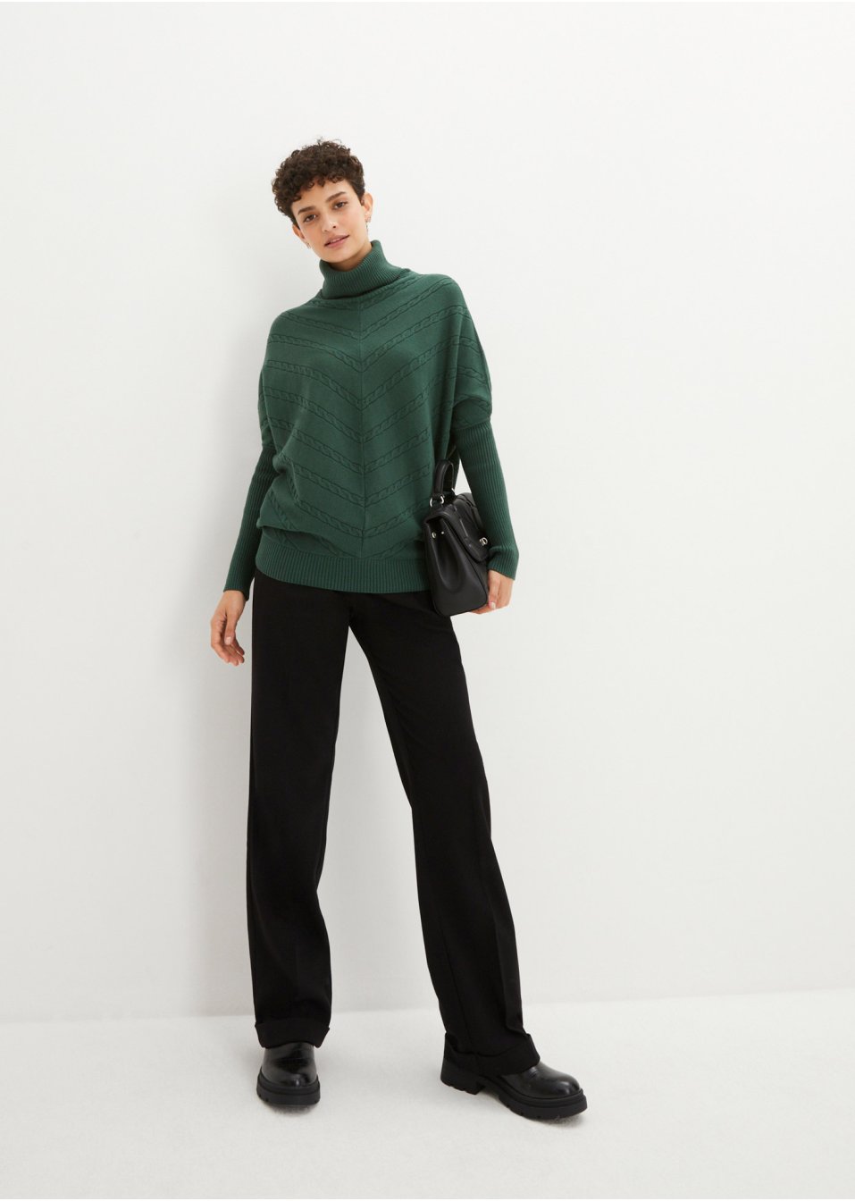Pull col roulé