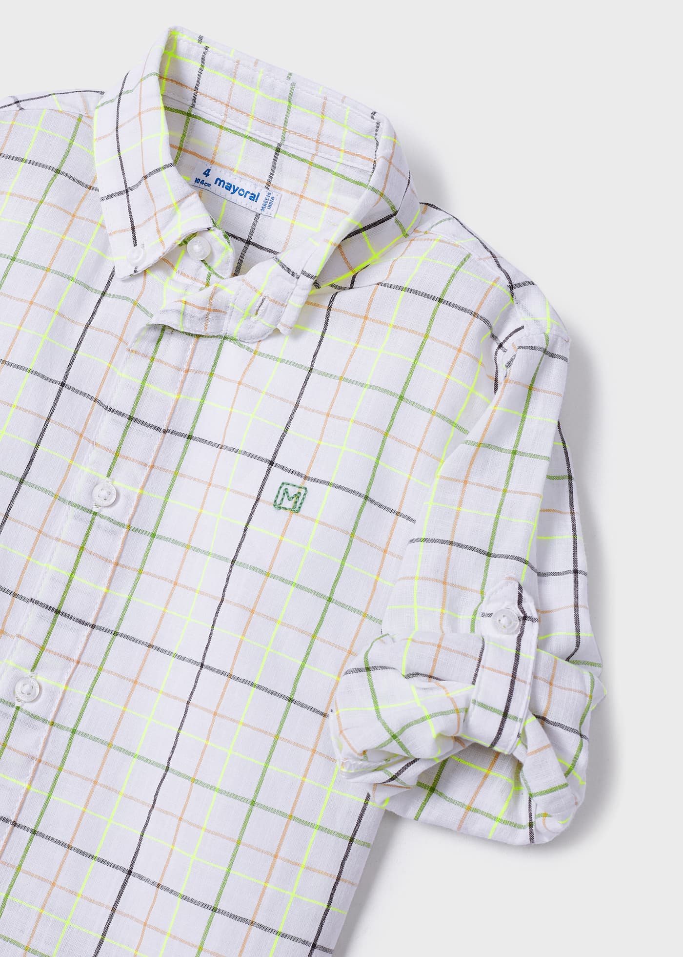Camisa de manga comprida estampada, feita com algodão sustentável, para meninos.