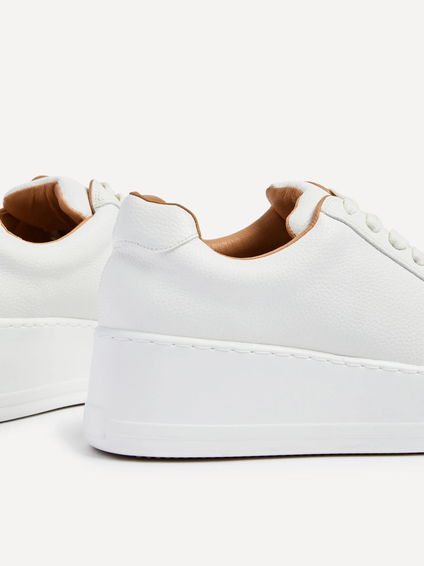 Wit - Linzi Twyla Platform Trainers